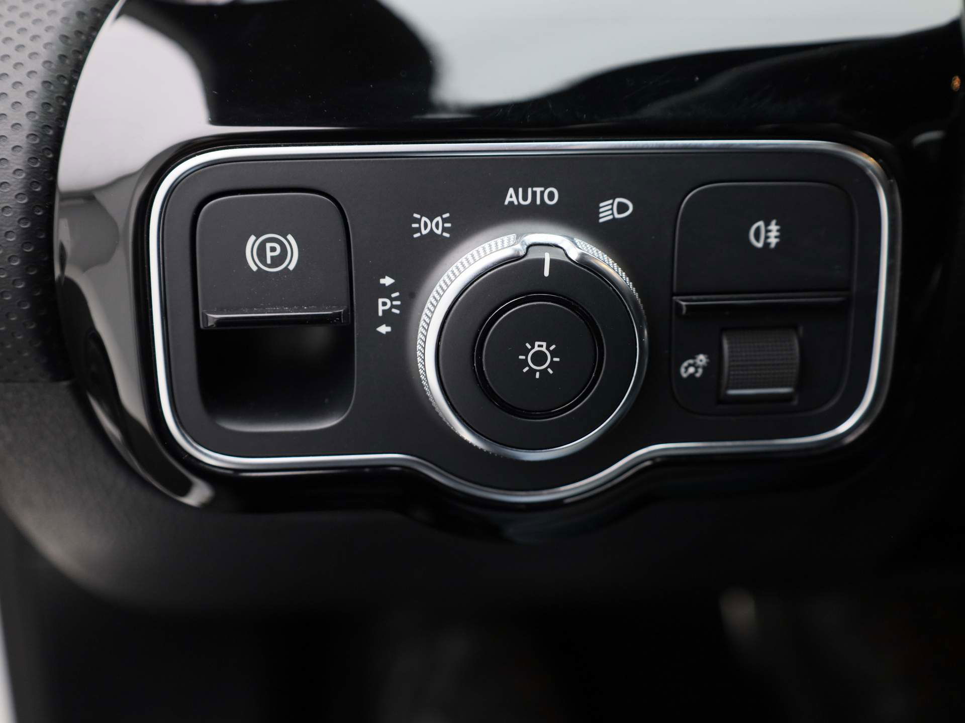 Auto afbeelding: 30