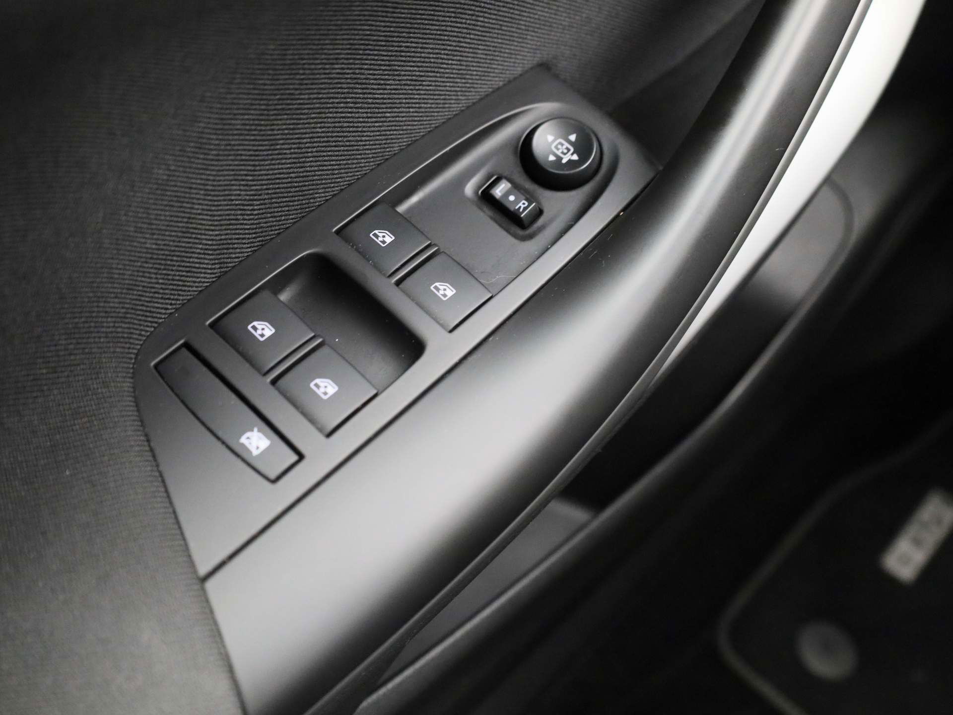 Auto afbeelding: 16