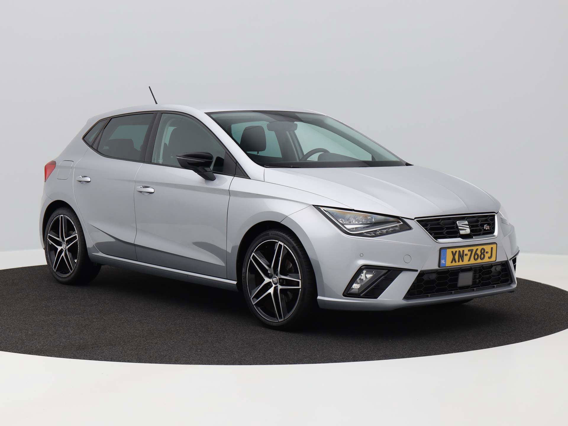 Auto afbeelding: 2