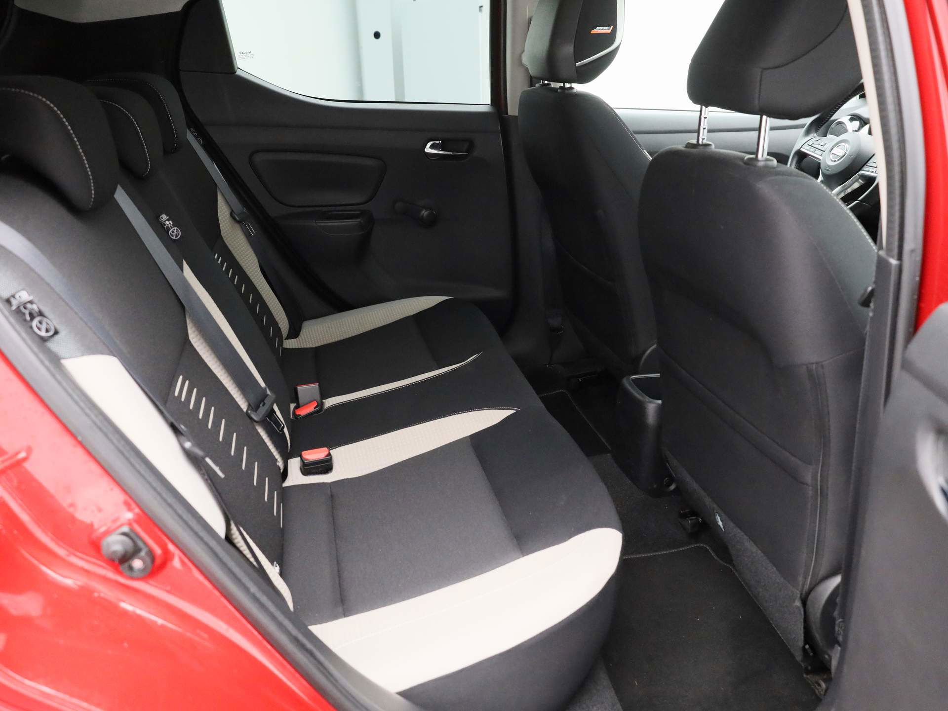 Auto afbeelding: 24