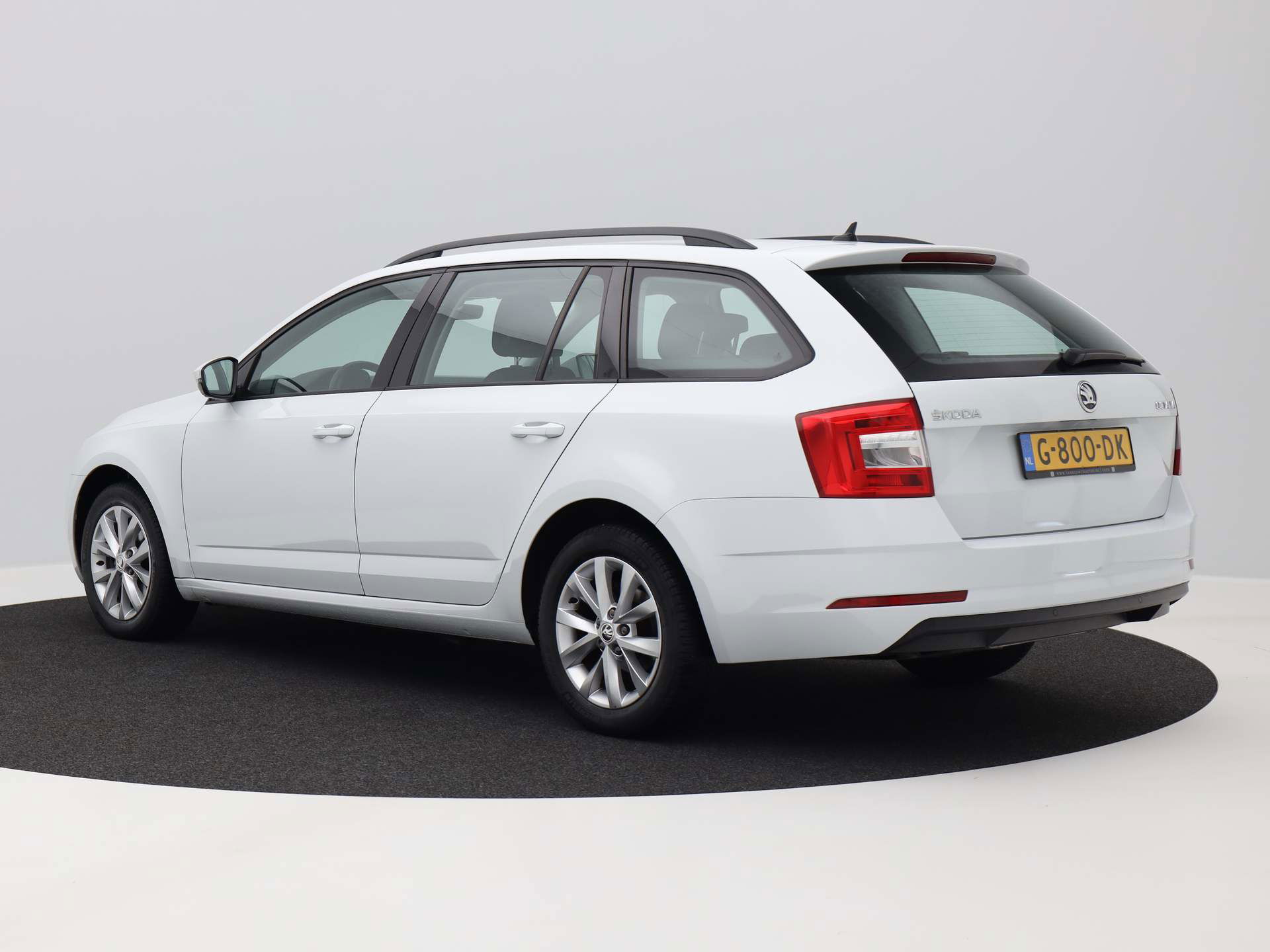 Auto afbeelding: 4