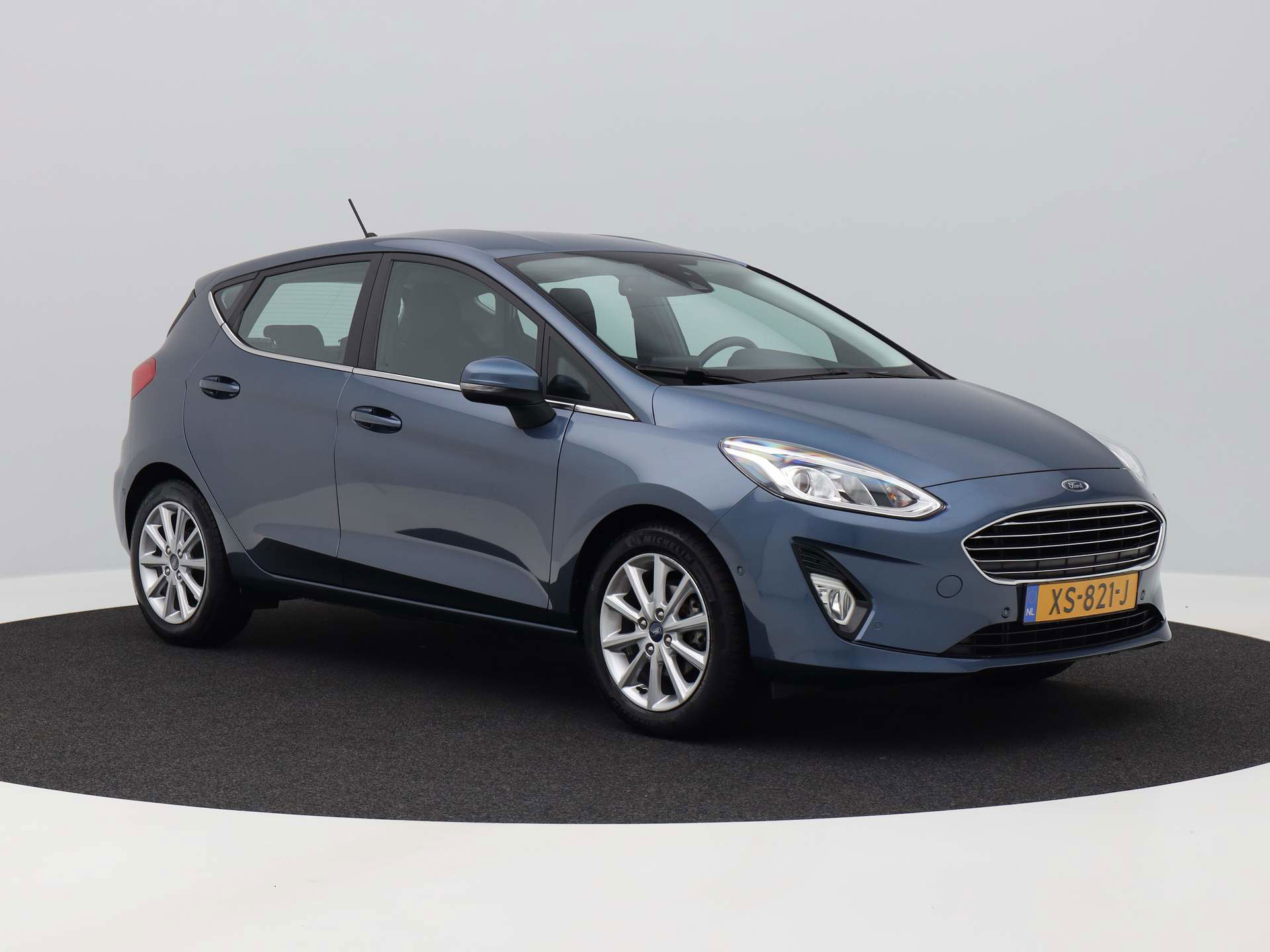 Auto afbeelding: 2