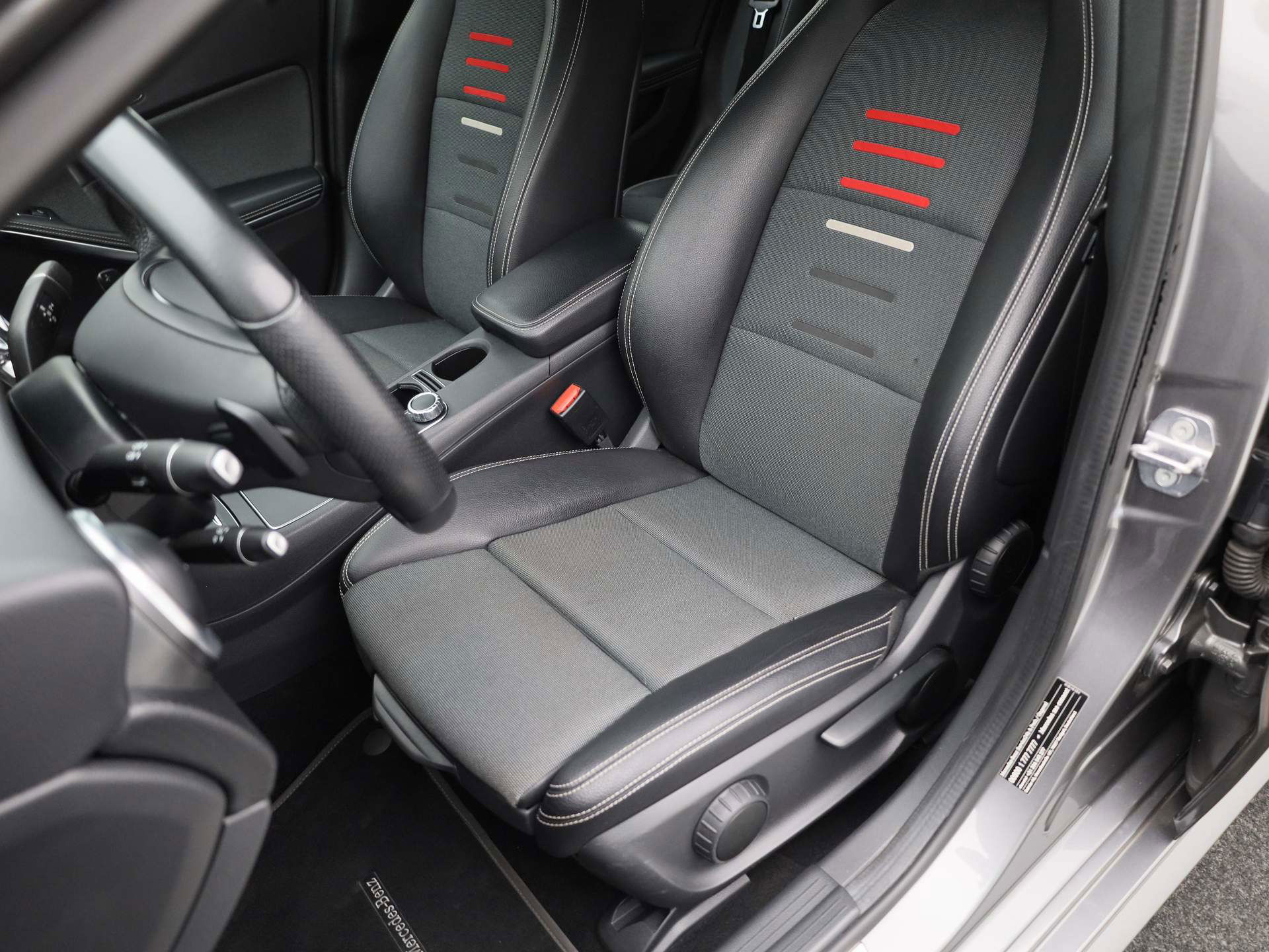 Auto afbeelding: 10