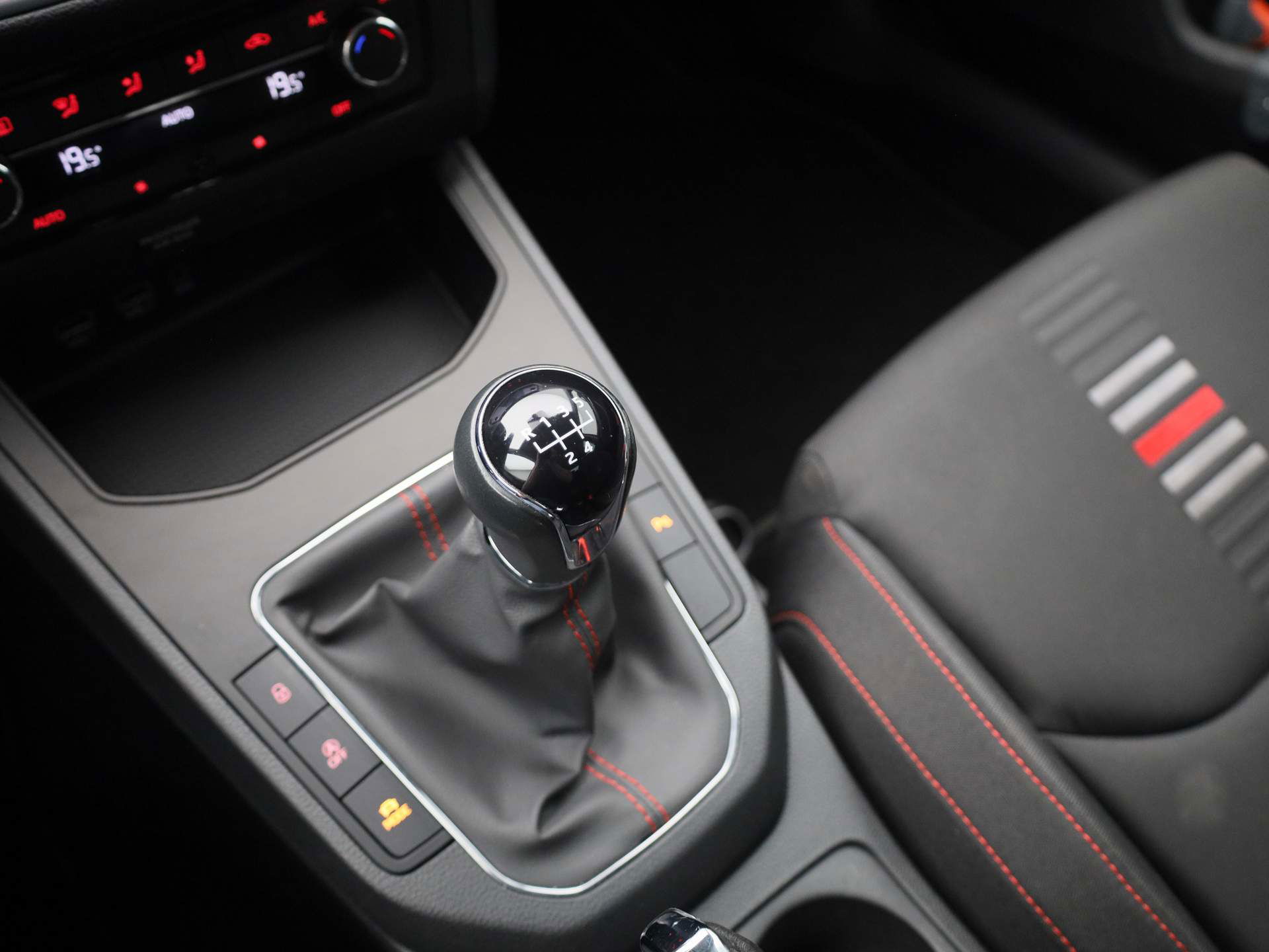 Auto afbeelding: 28