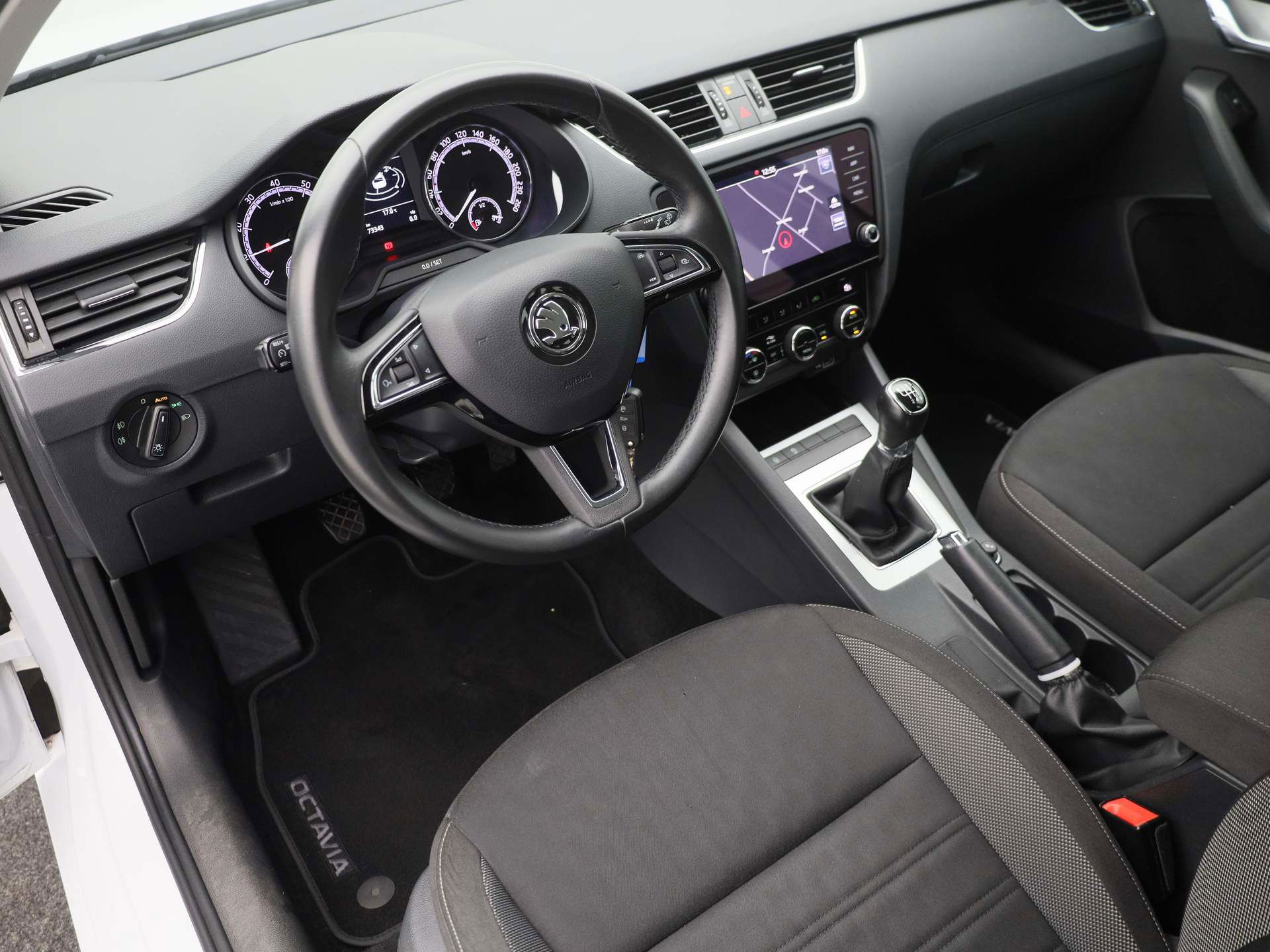 Auto afbeelding: 10