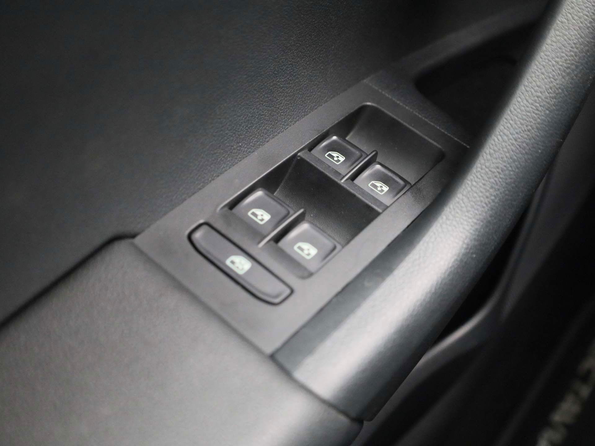Auto afbeelding: 16