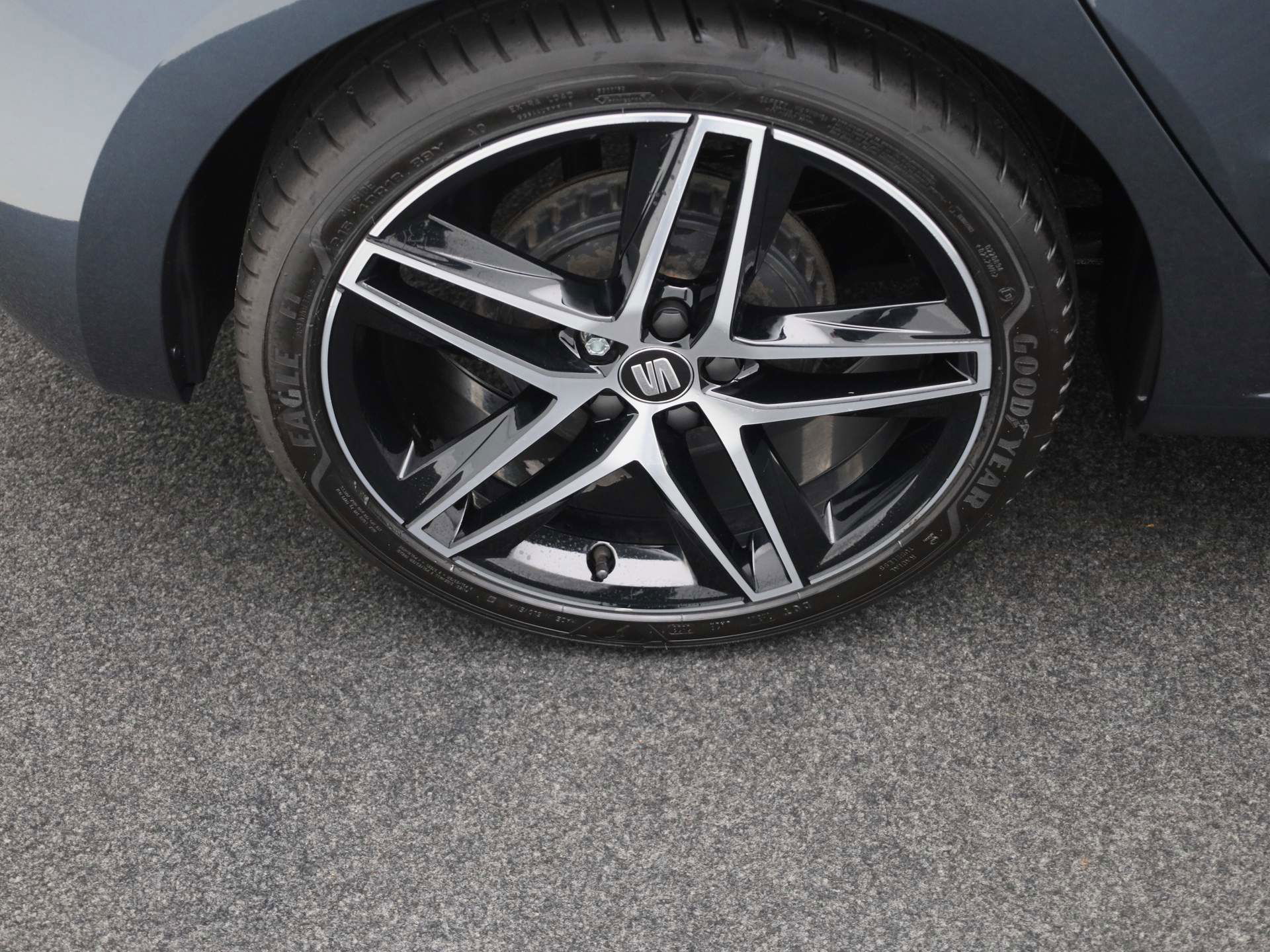 Auto afbeelding: 27