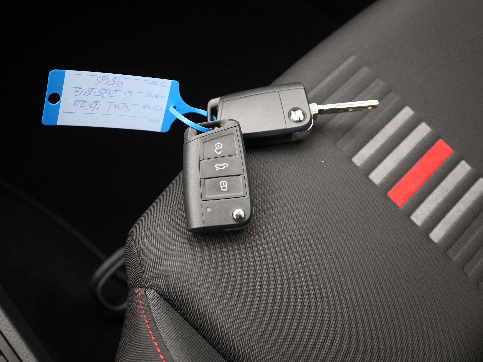Auto afbeelding: 28