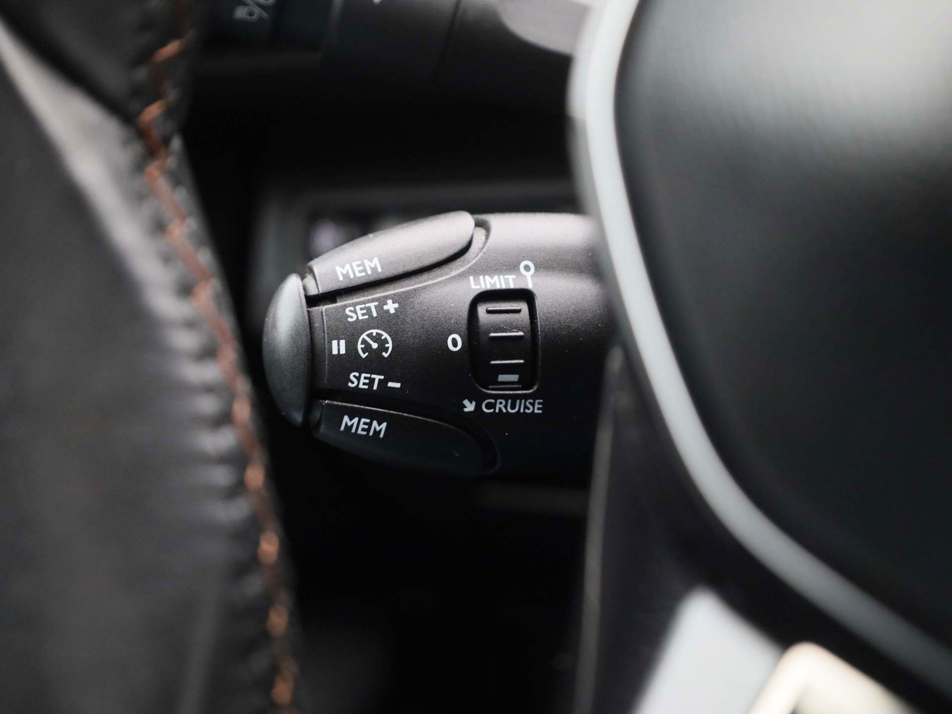 Auto afbeelding: 21