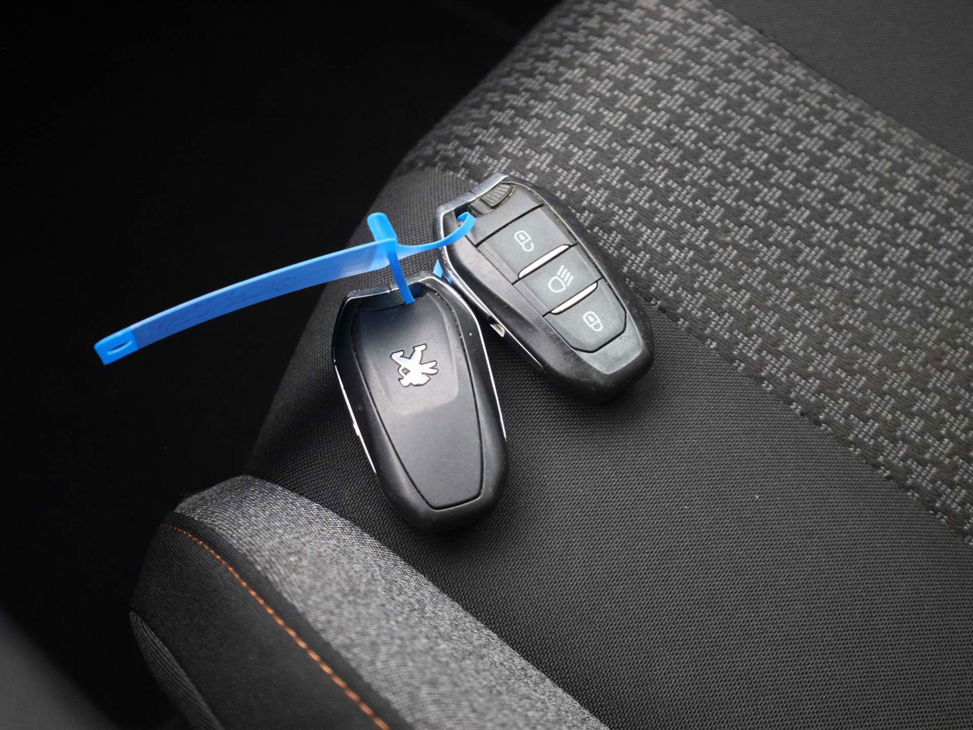 Auto afbeelding: 28