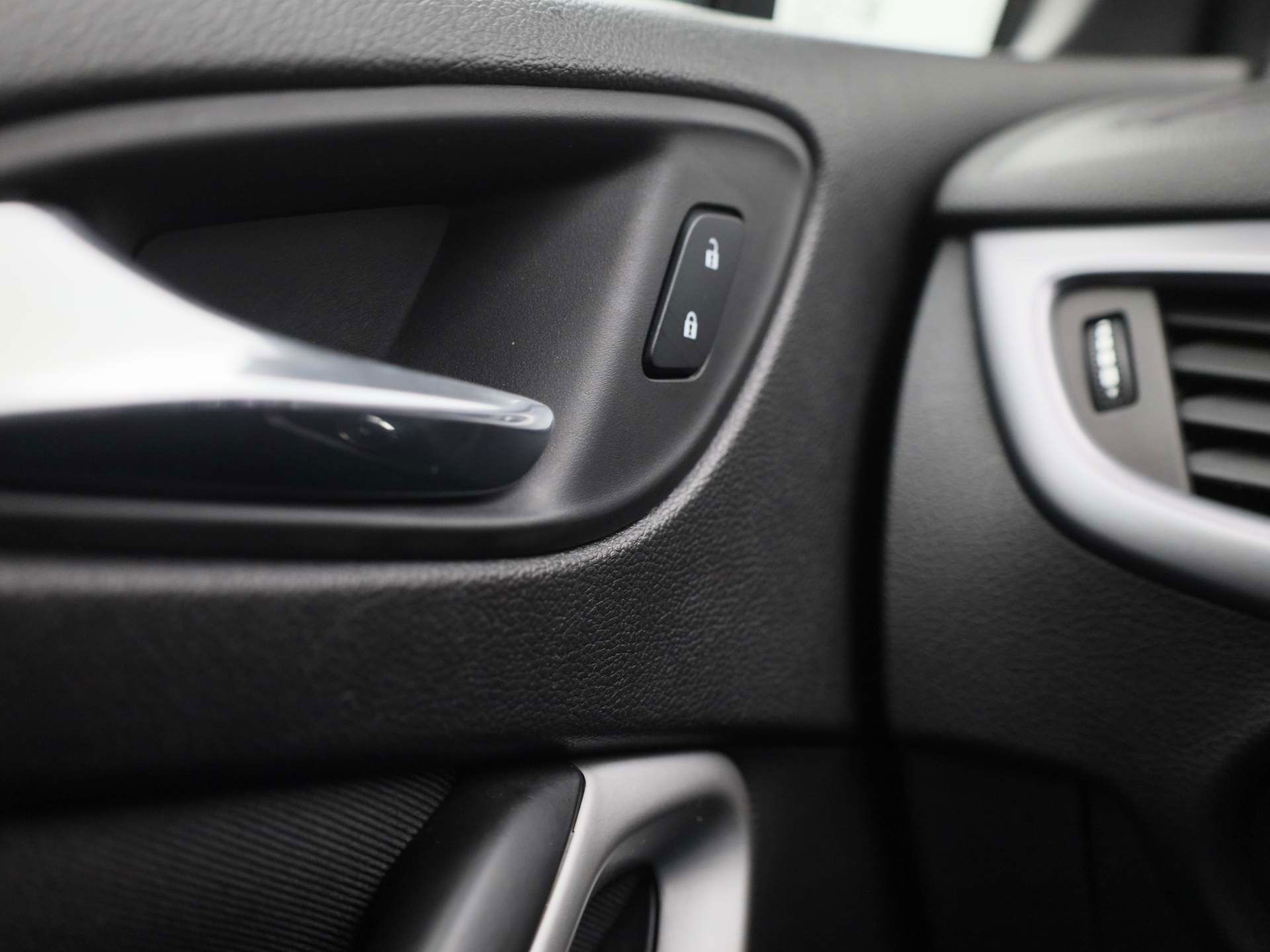 Auto afbeelding: 25