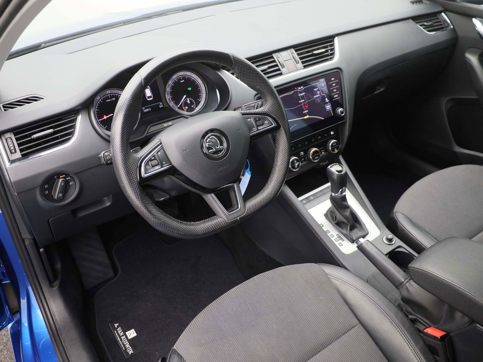 Auto afbeelding: 10