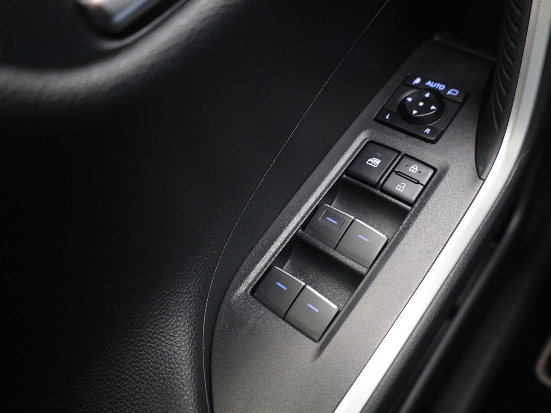 Auto afbeelding: 23