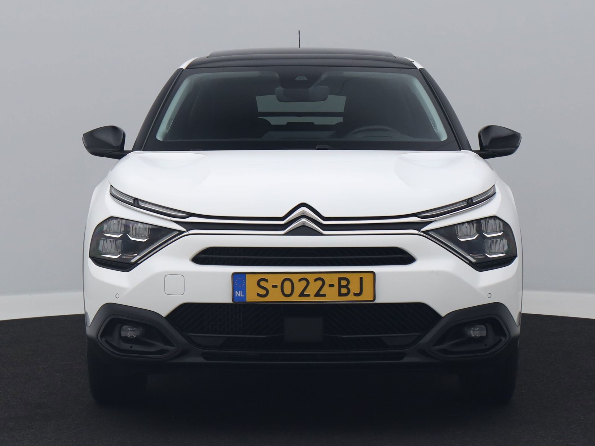 Auto afbeelding: 12