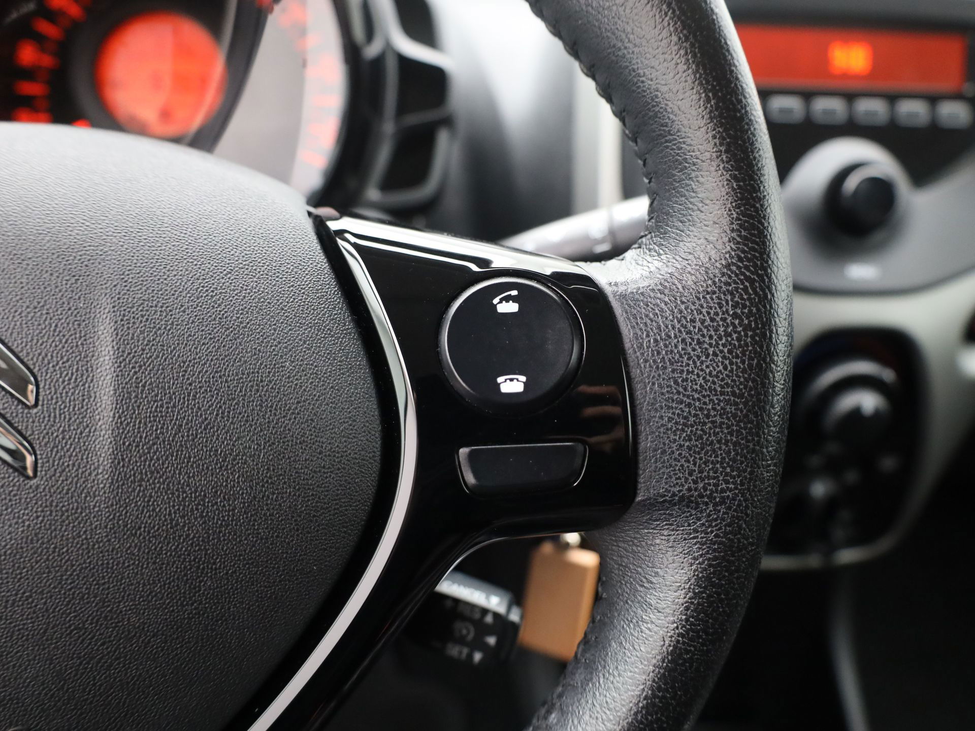 Auto afbeelding: 16