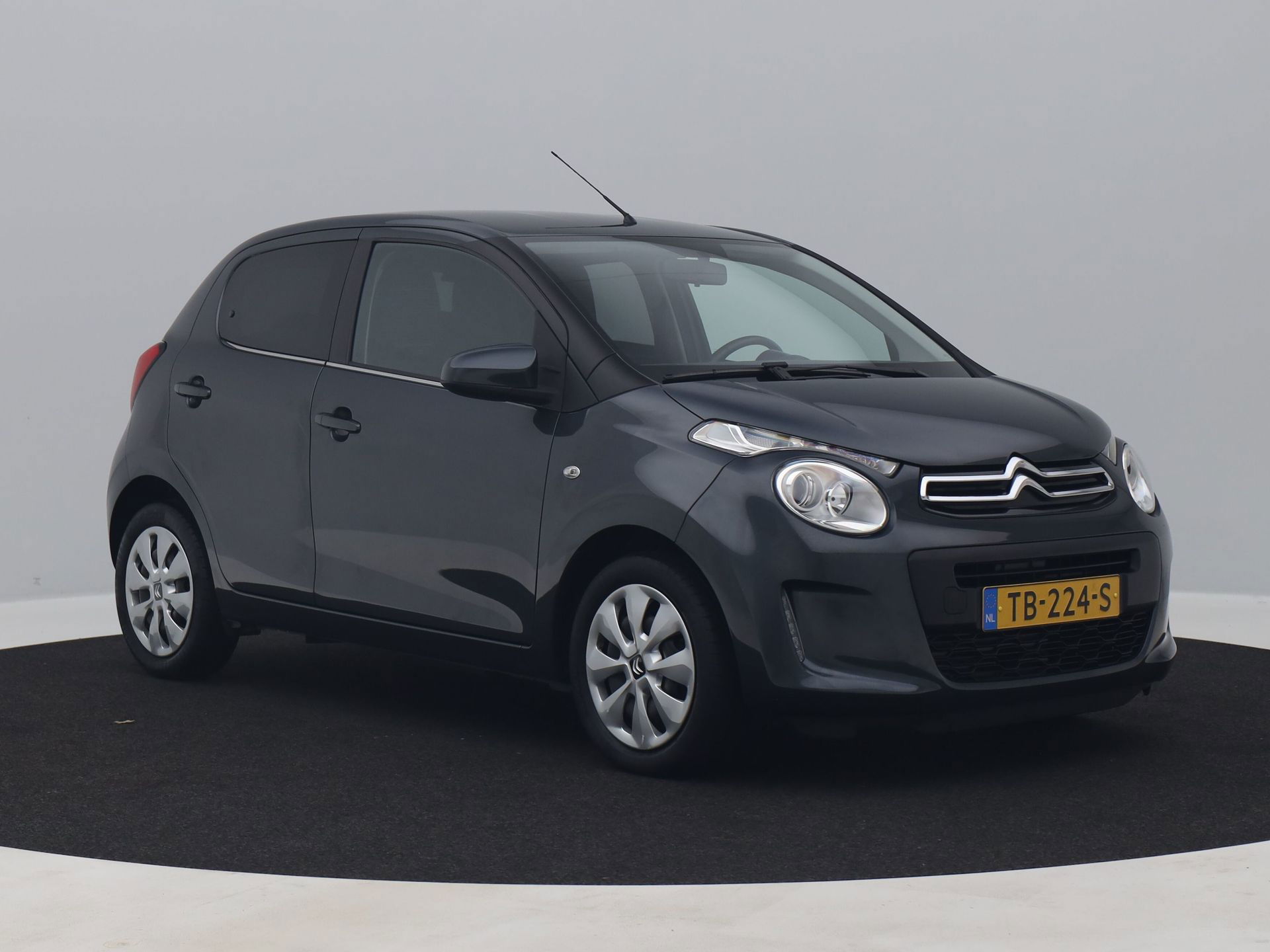 Auto afbeelding: 2