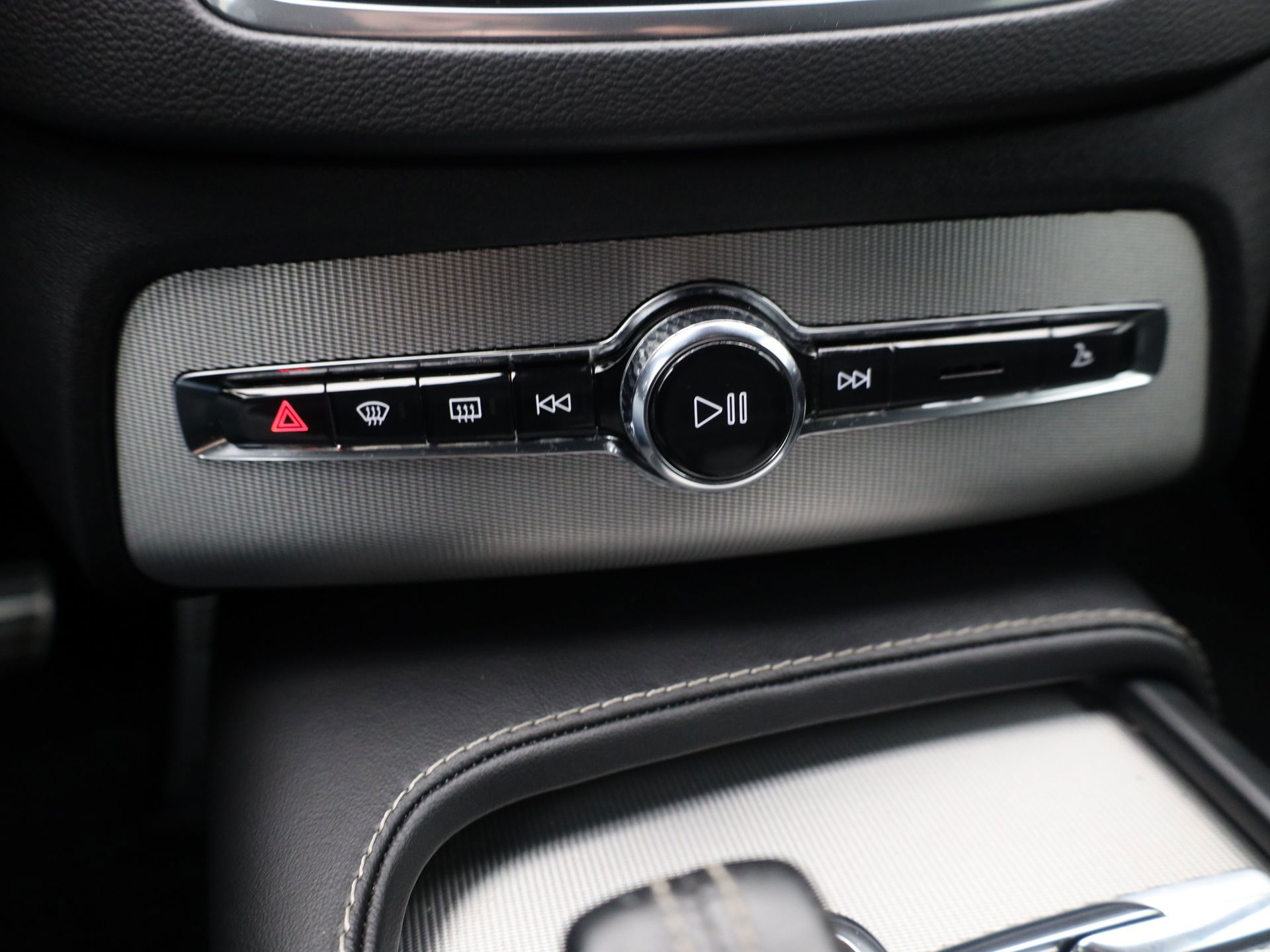 Auto afbeelding: 24