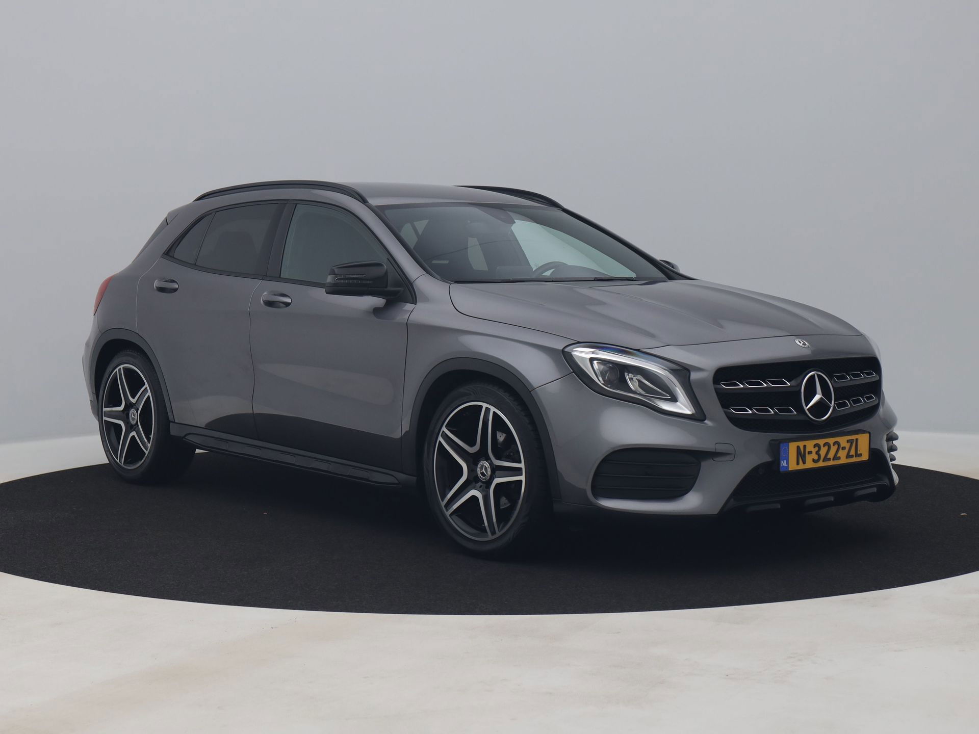 Auto afbeelding: 2