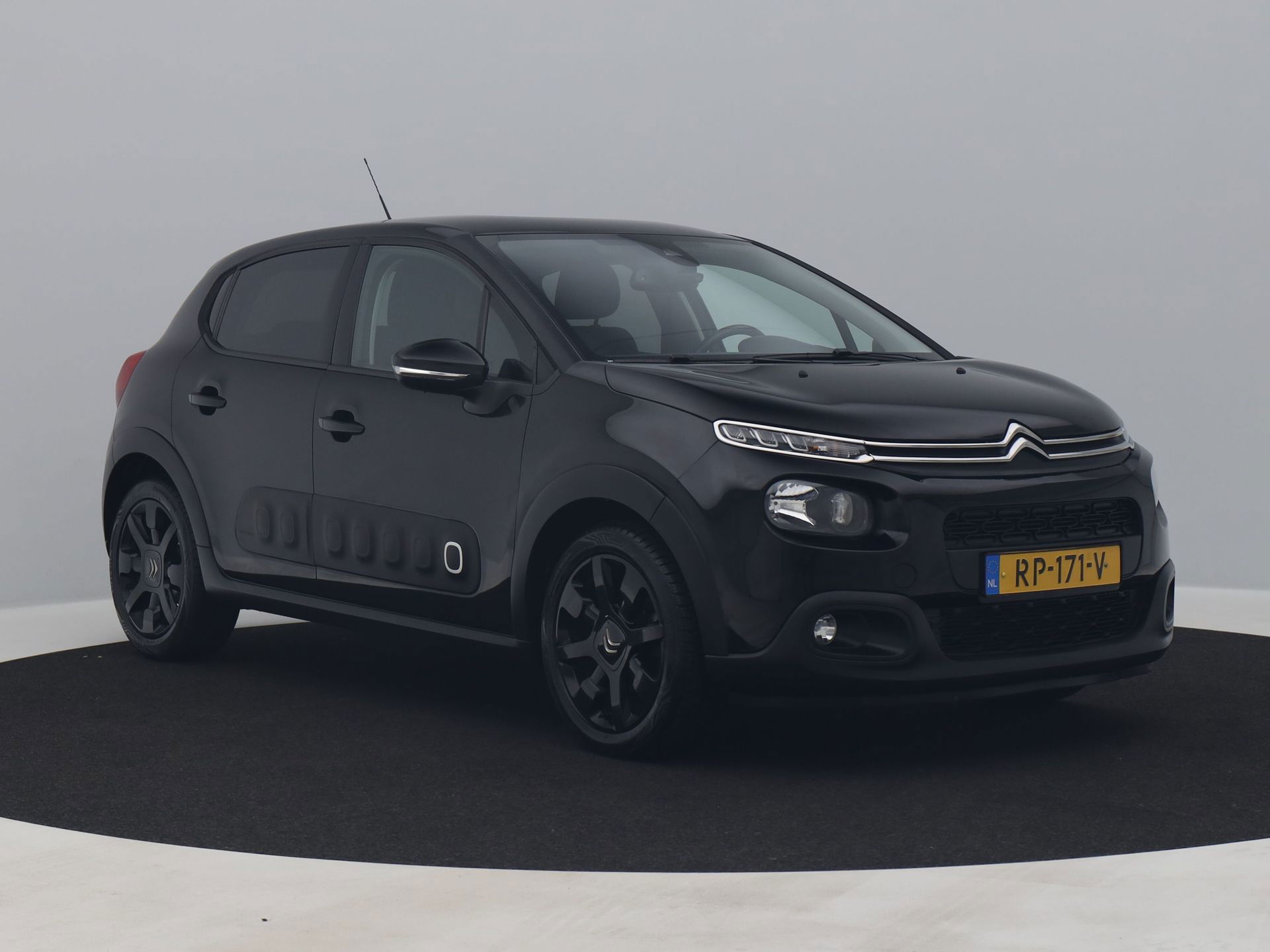 Auto afbeelding: 2