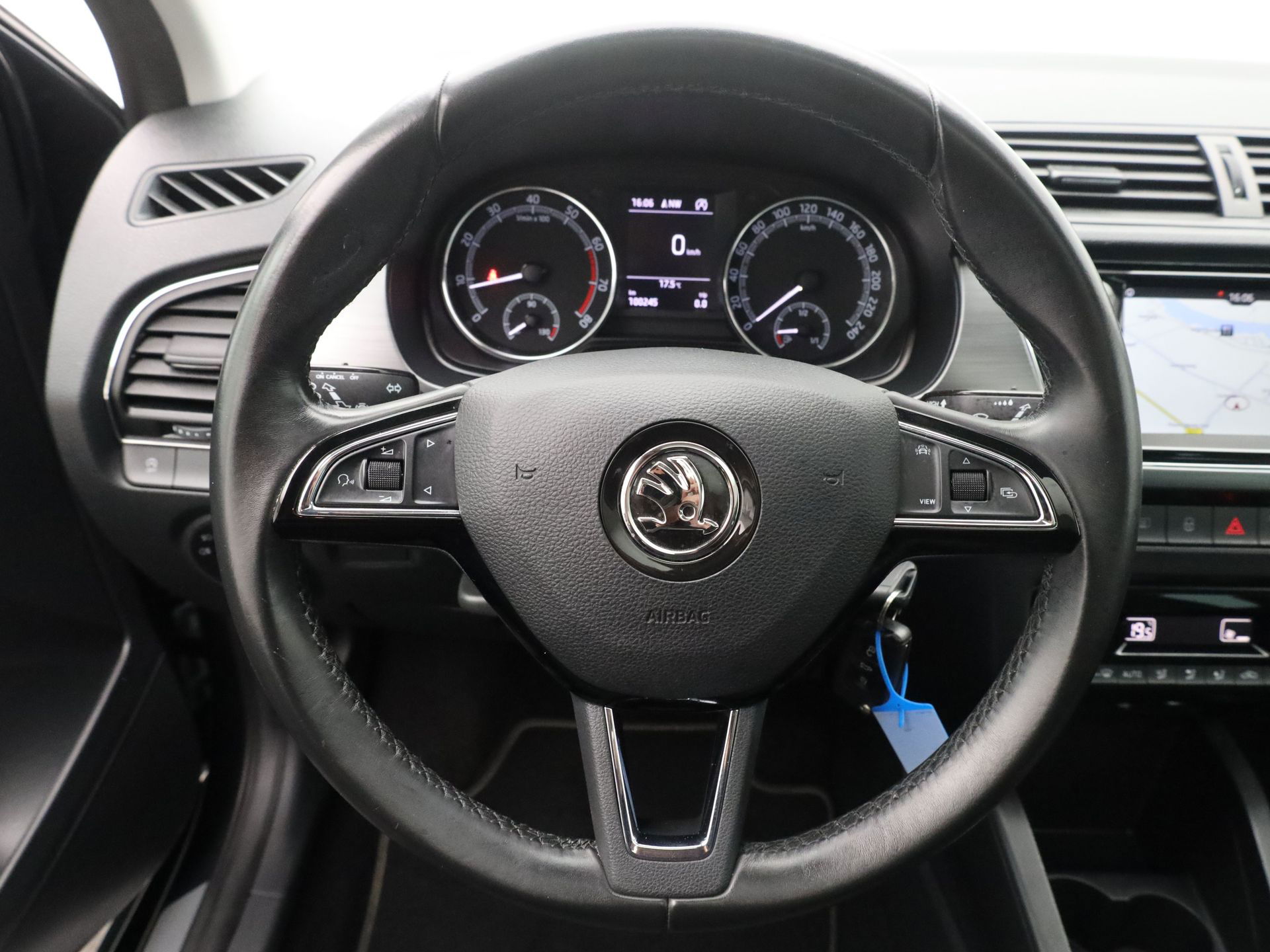 Auto afbeelding: 15
