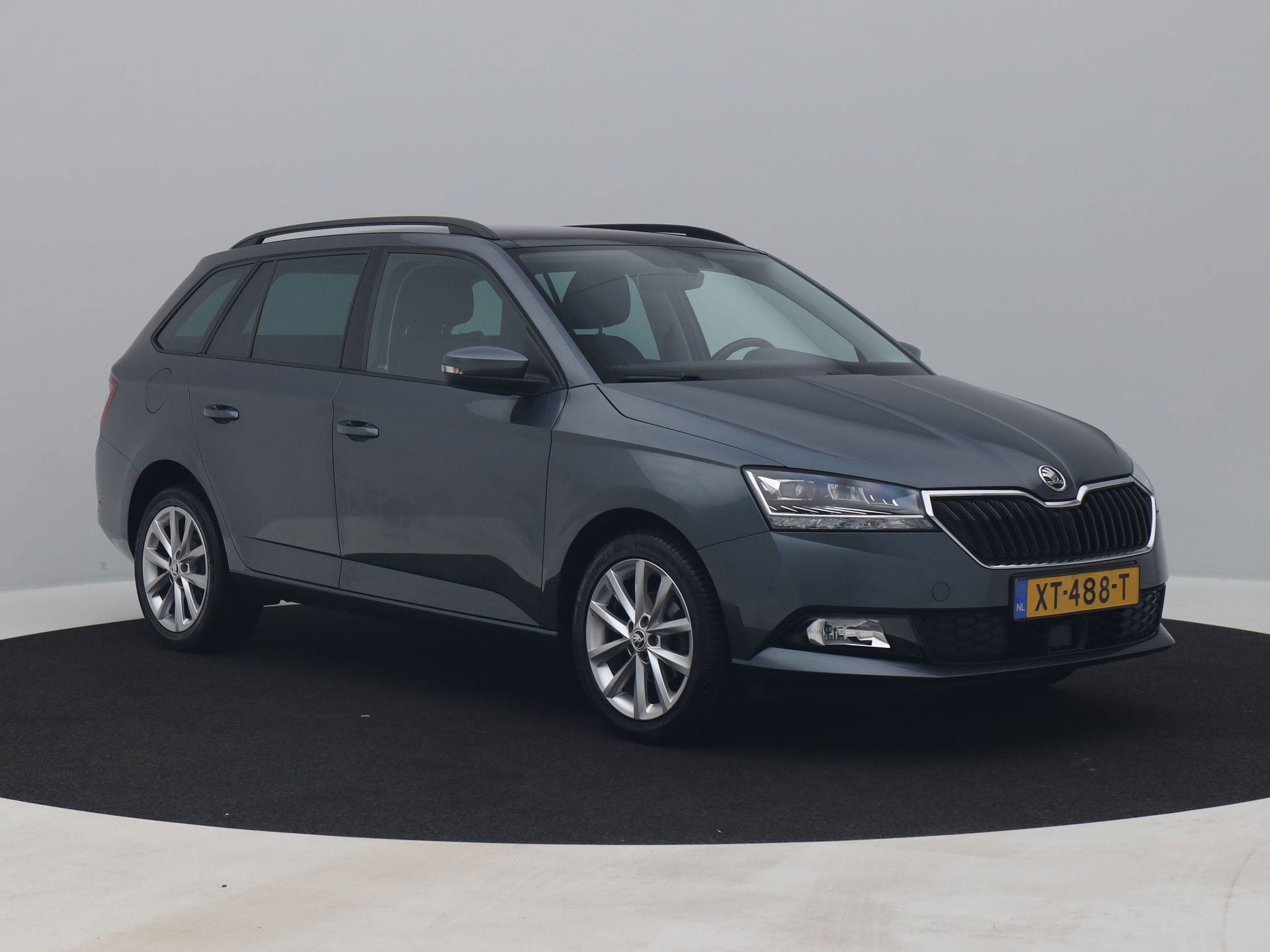 Auto afbeelding: 2
