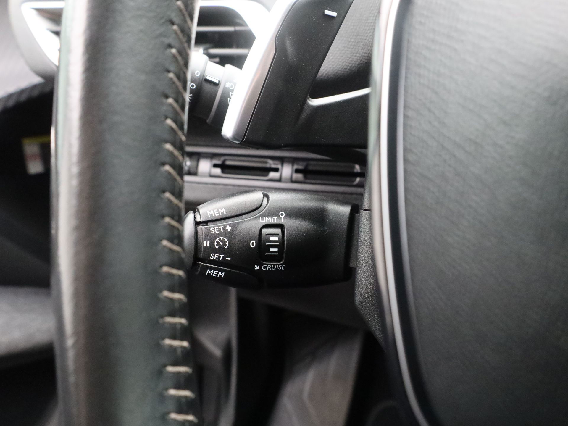 Auto afbeelding: 17