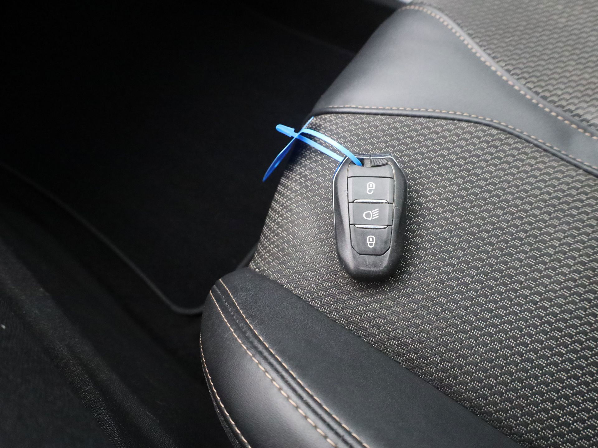 Auto afbeelding: 28