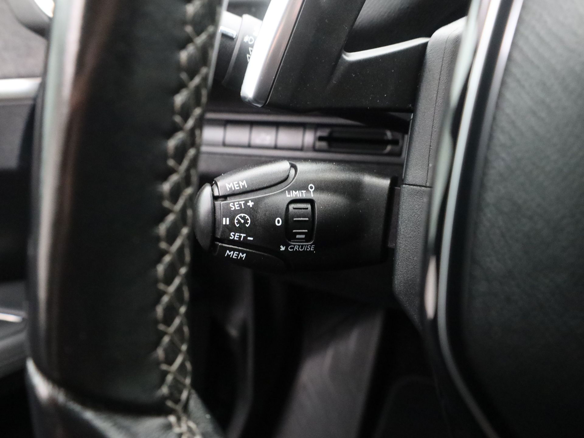 Auto afbeelding: 17