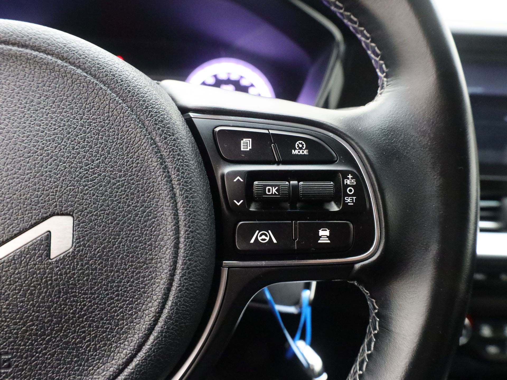 Auto afbeelding: 16