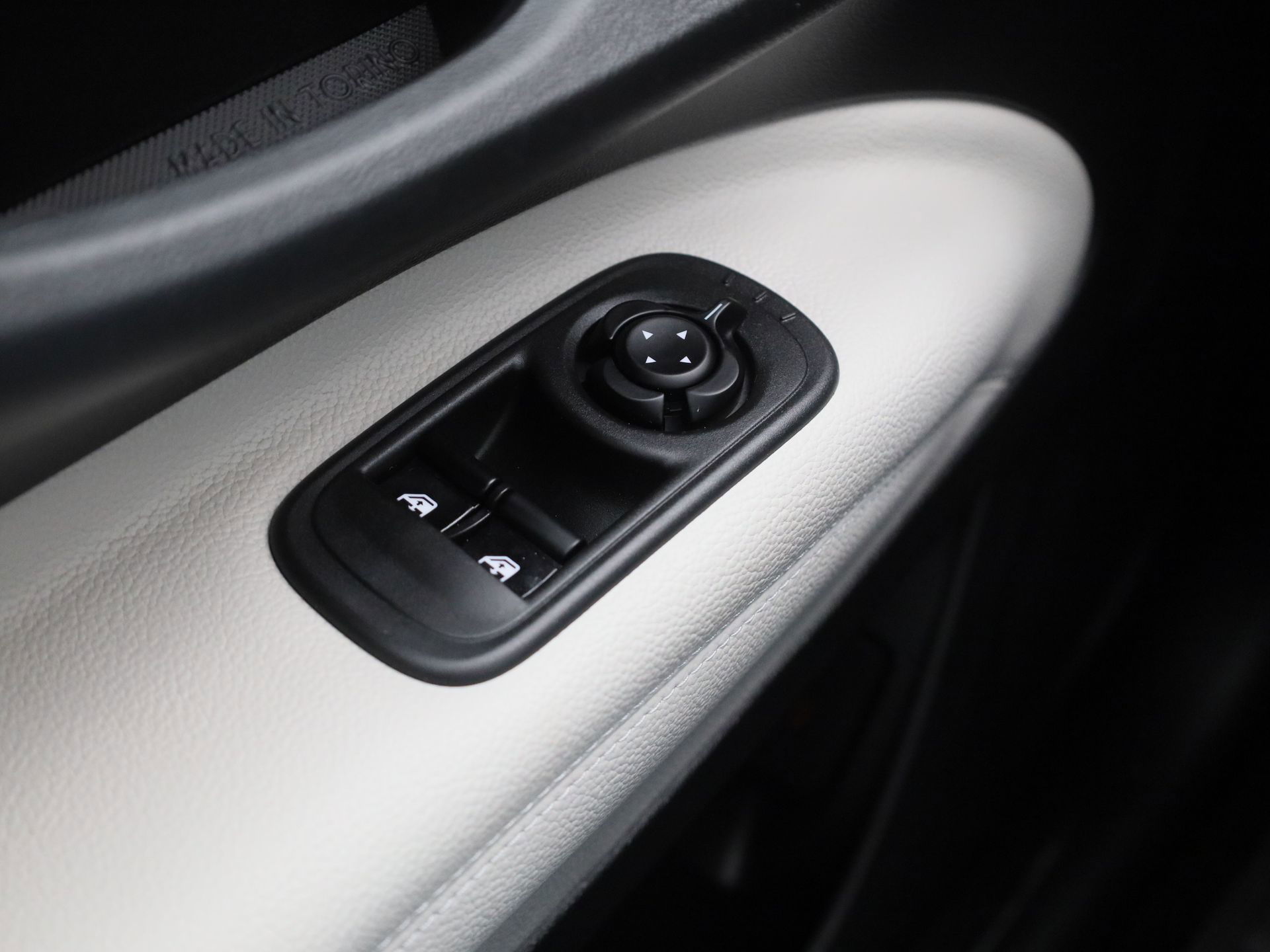 Auto afbeelding: 24