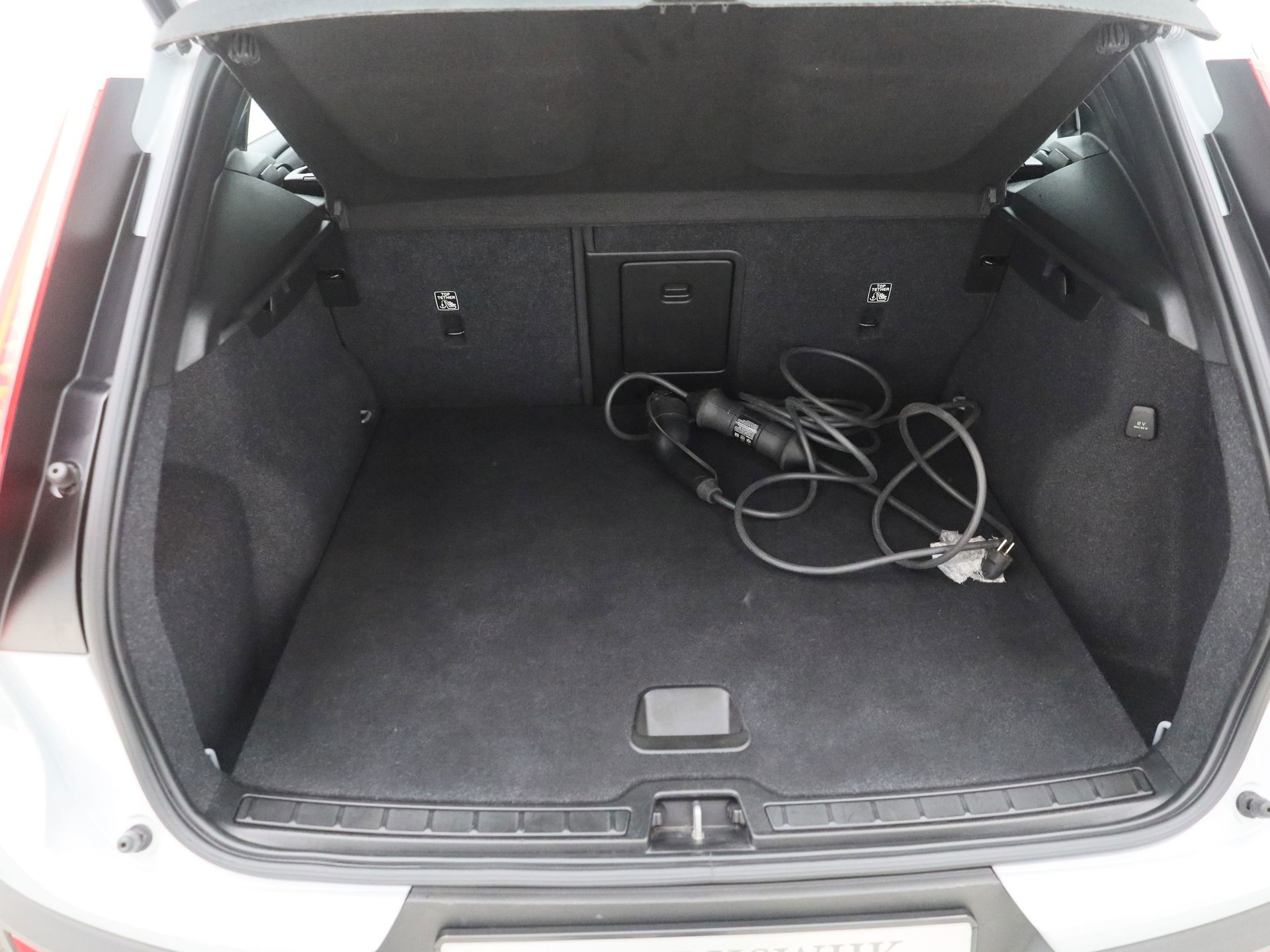 Auto afbeelding: 24