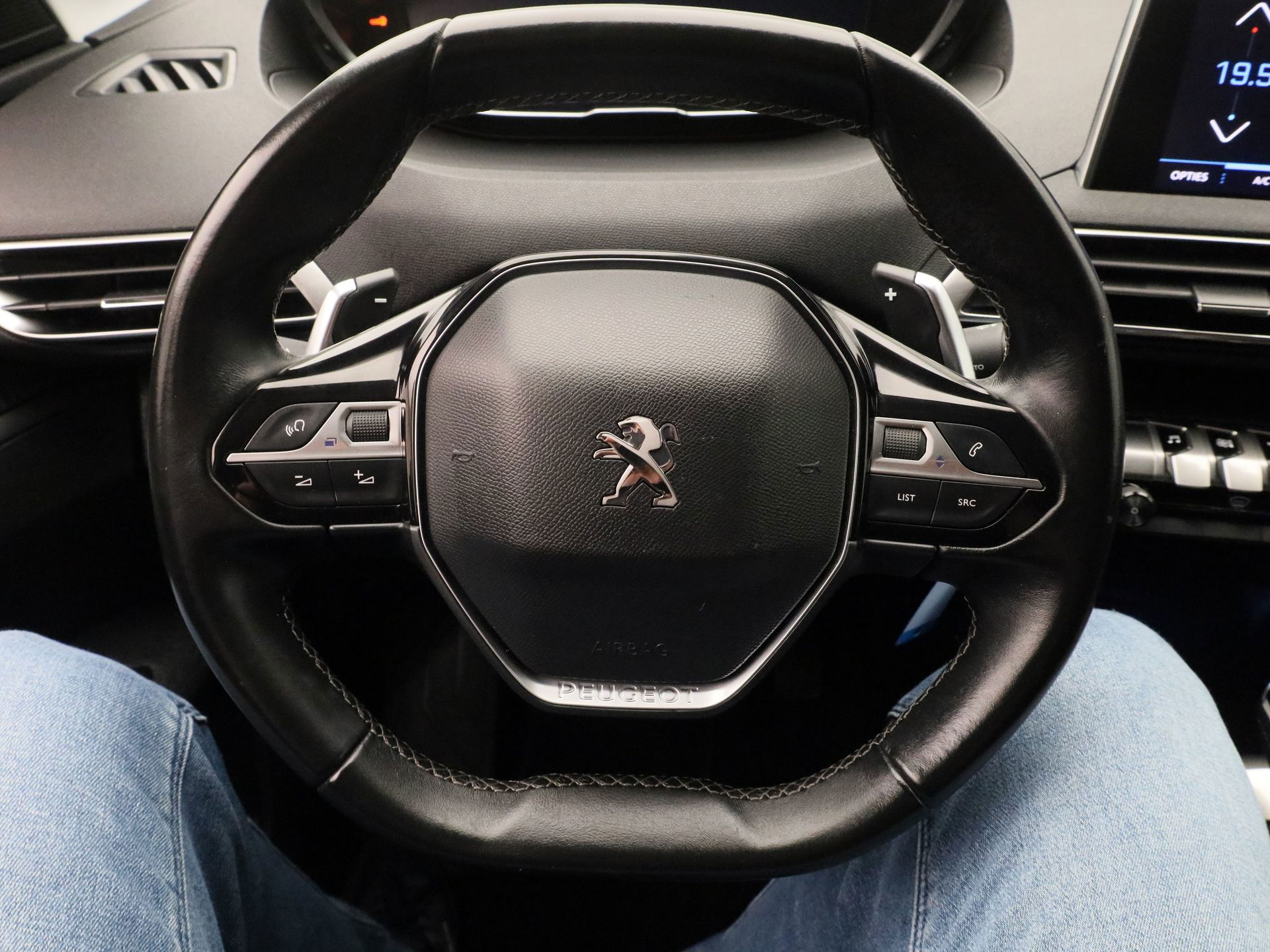 Auto afbeelding: 16