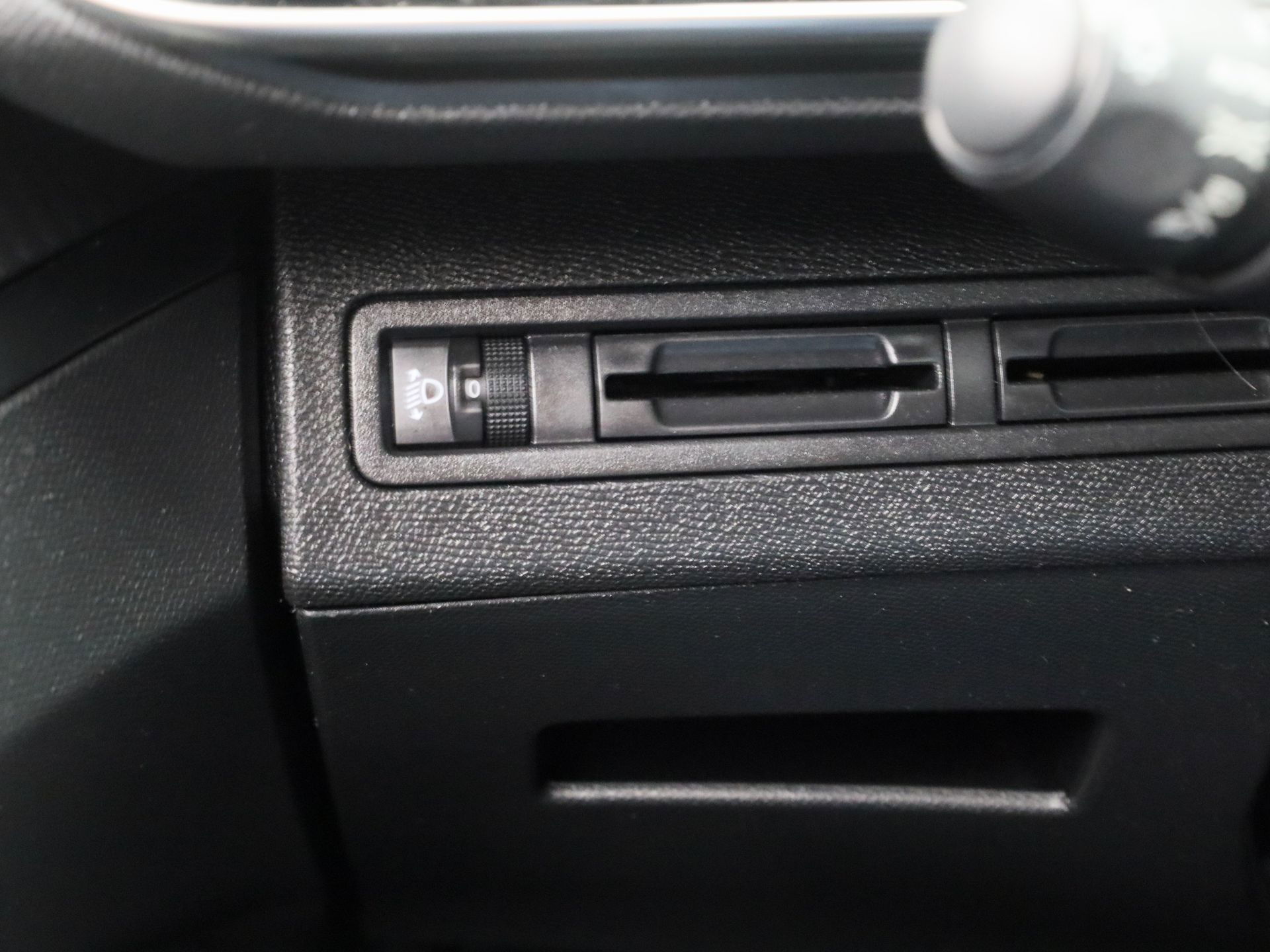 Auto afbeelding: 24