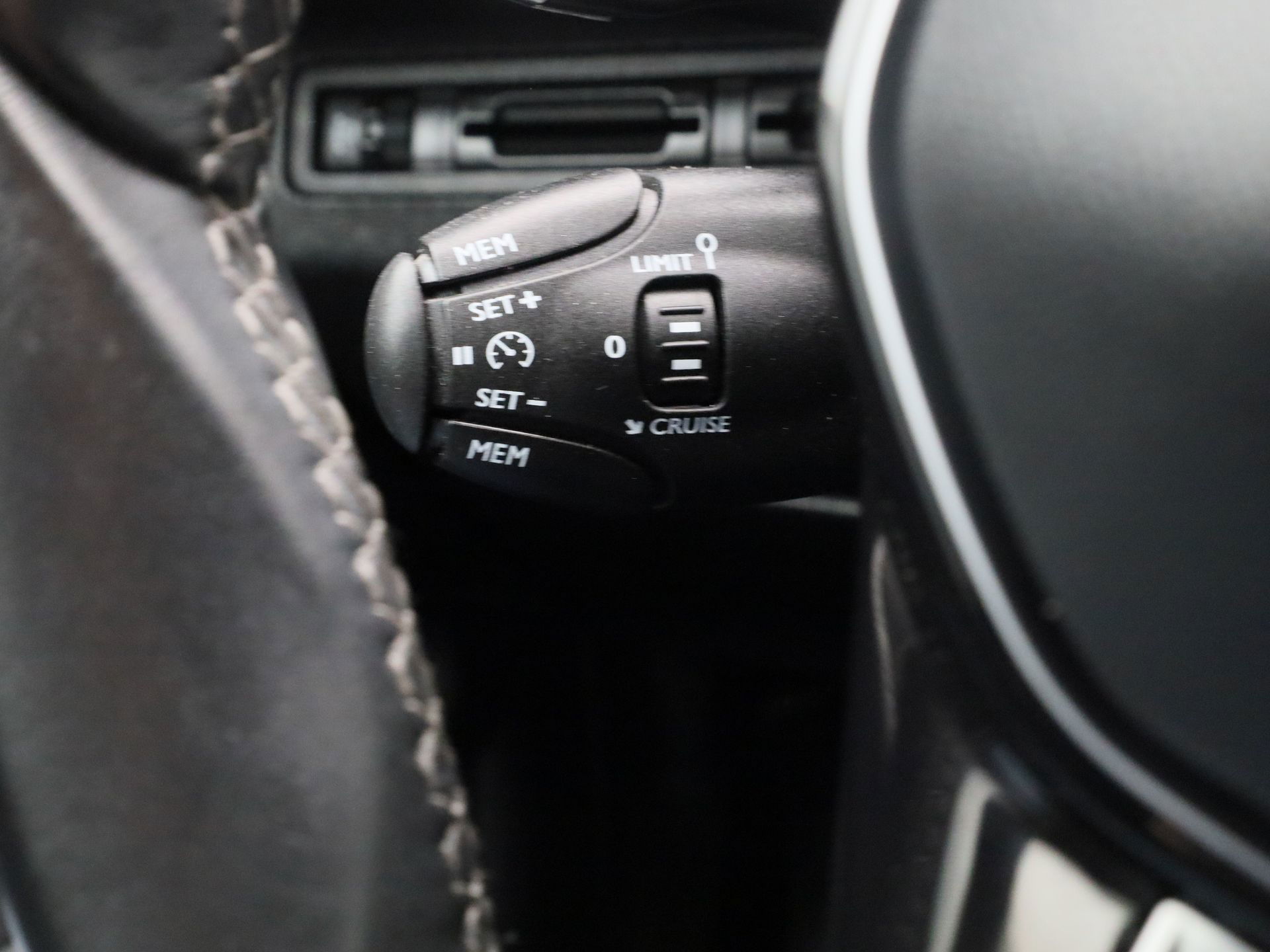 Auto afbeelding: 17