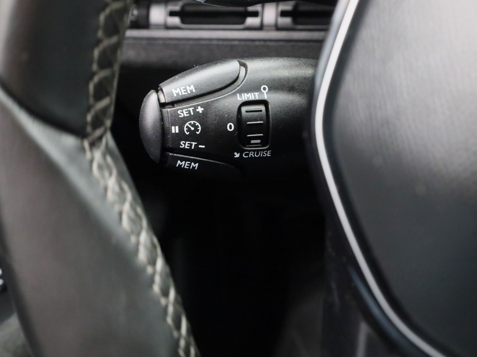 Auto afbeelding: 17