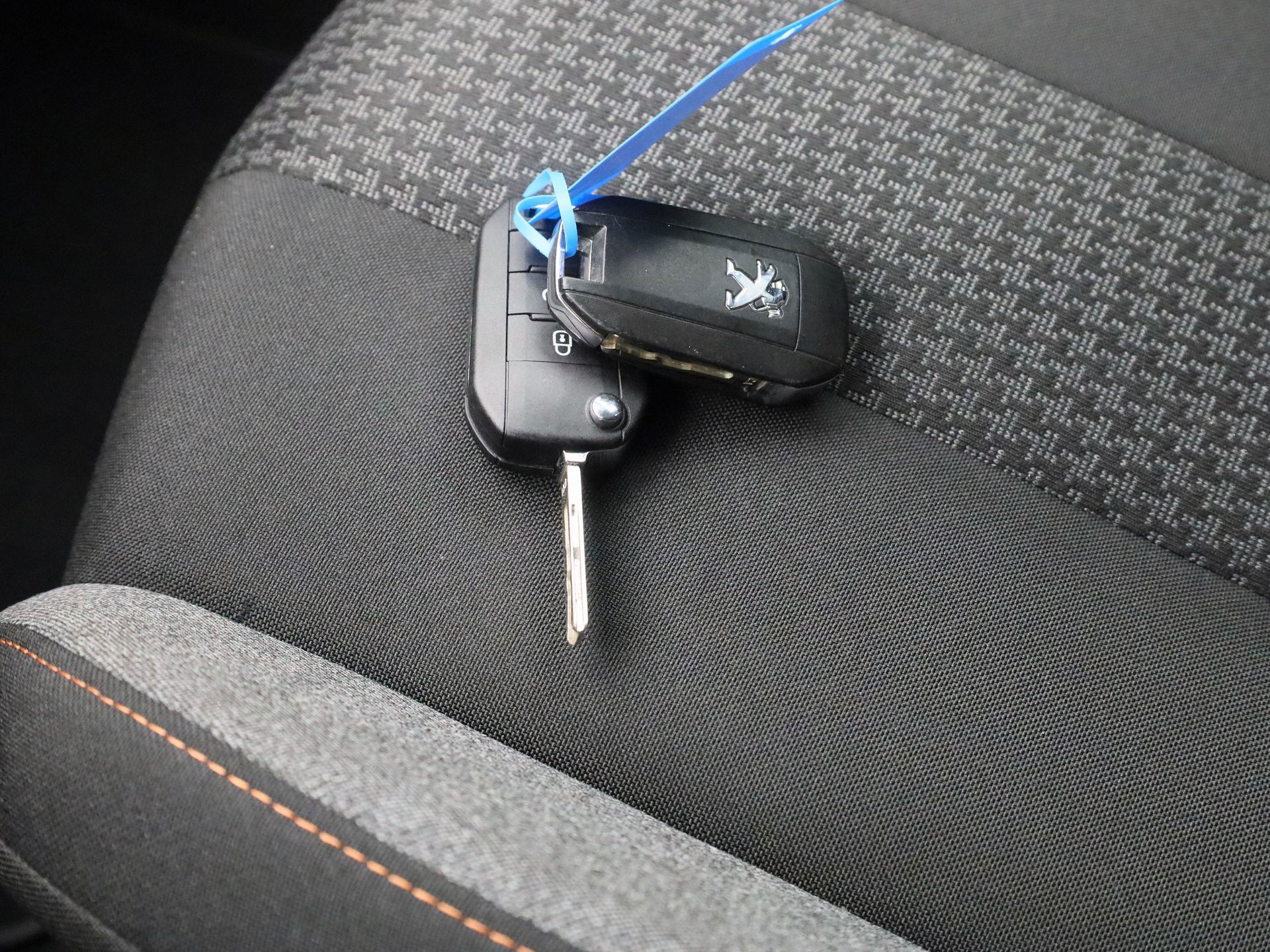 Auto afbeelding: 28
