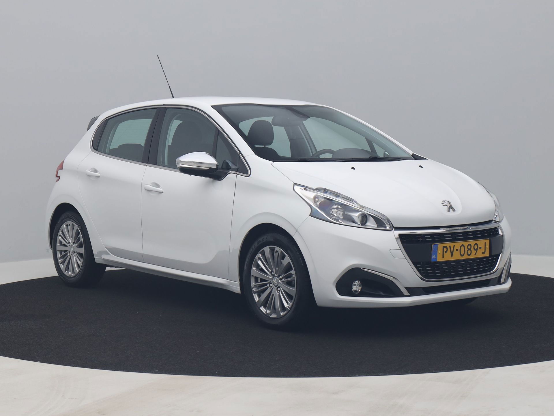 Auto afbeelding: 2