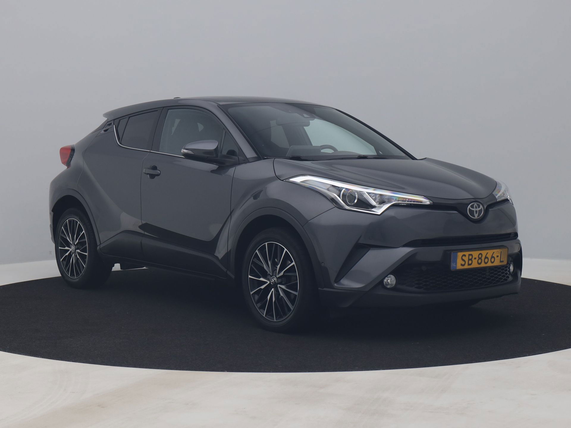 Auto afbeelding: 2
