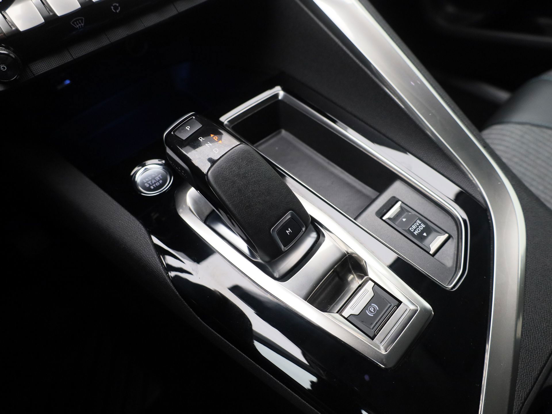 Auto afbeelding: 24