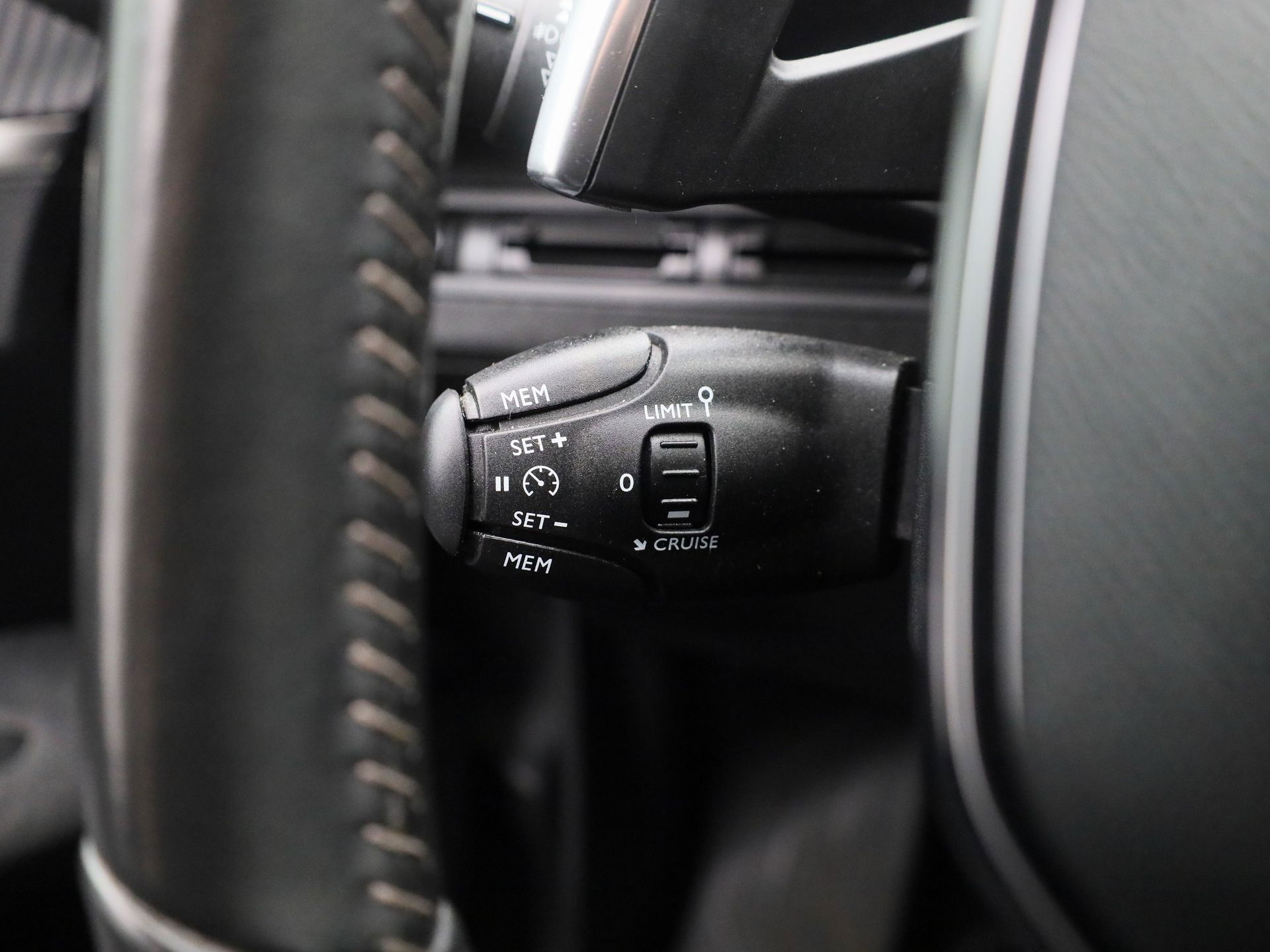 Auto afbeelding: 17