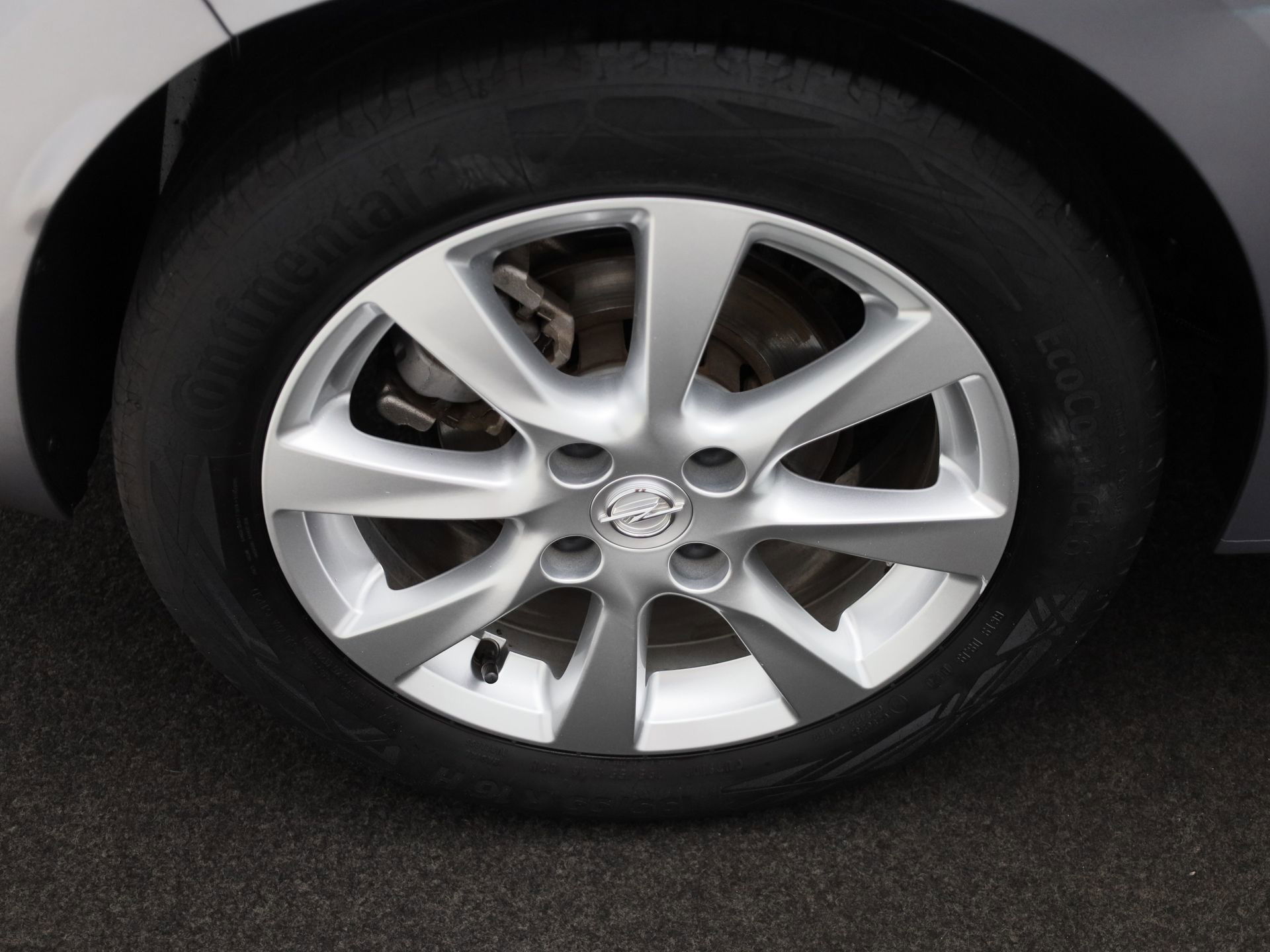 Auto afbeelding: 24