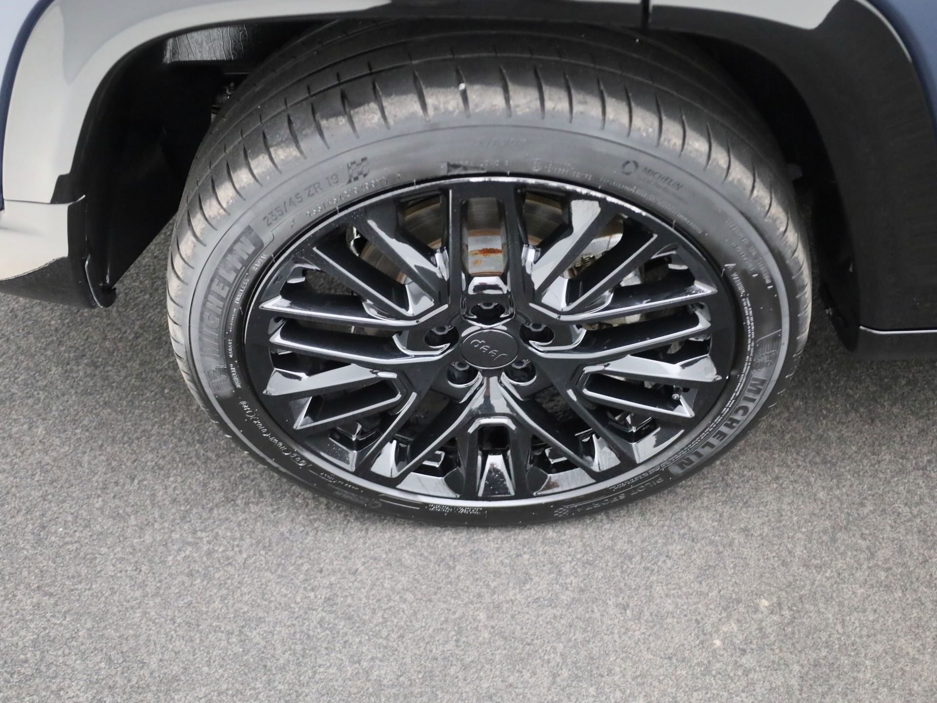 Auto afbeelding: 27