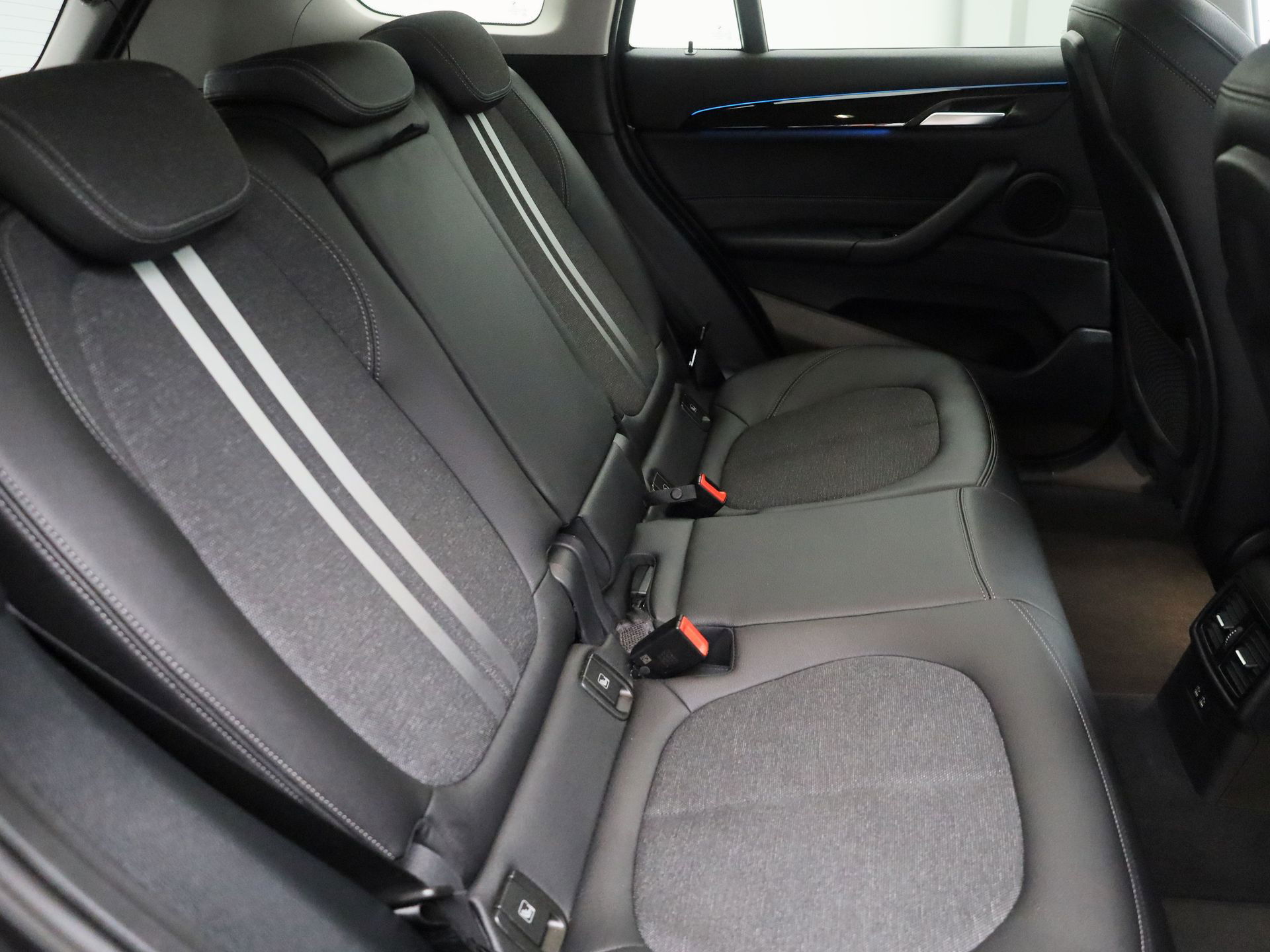 Auto afbeelding: 10
