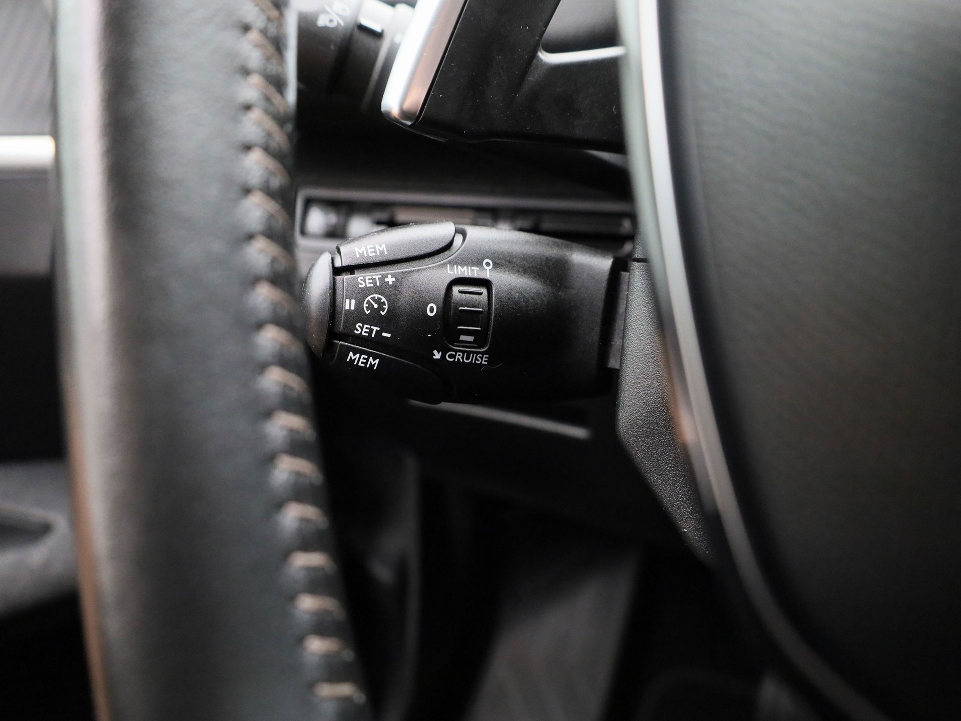 Auto afbeelding: 17