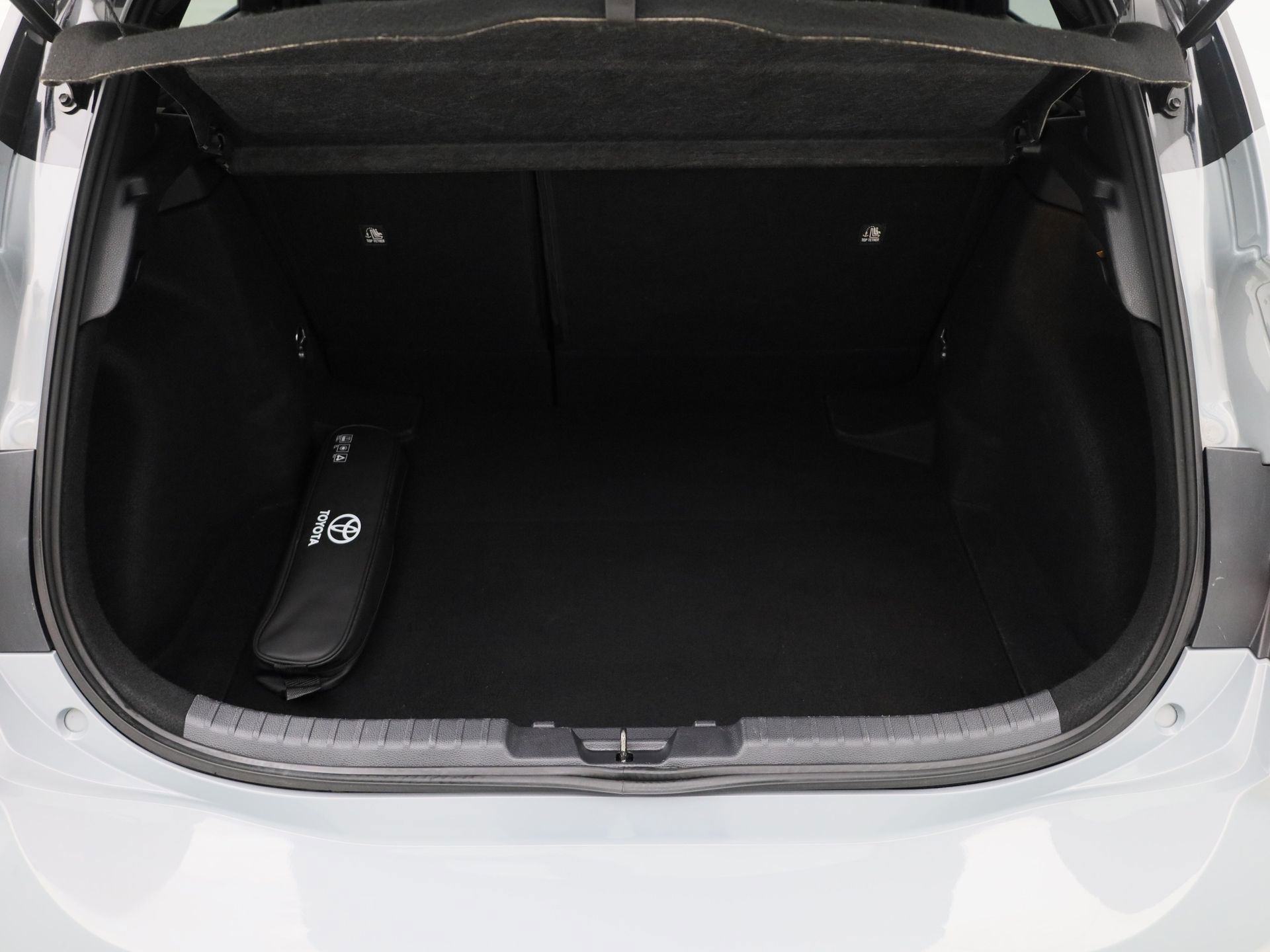 Auto afbeelding: 24