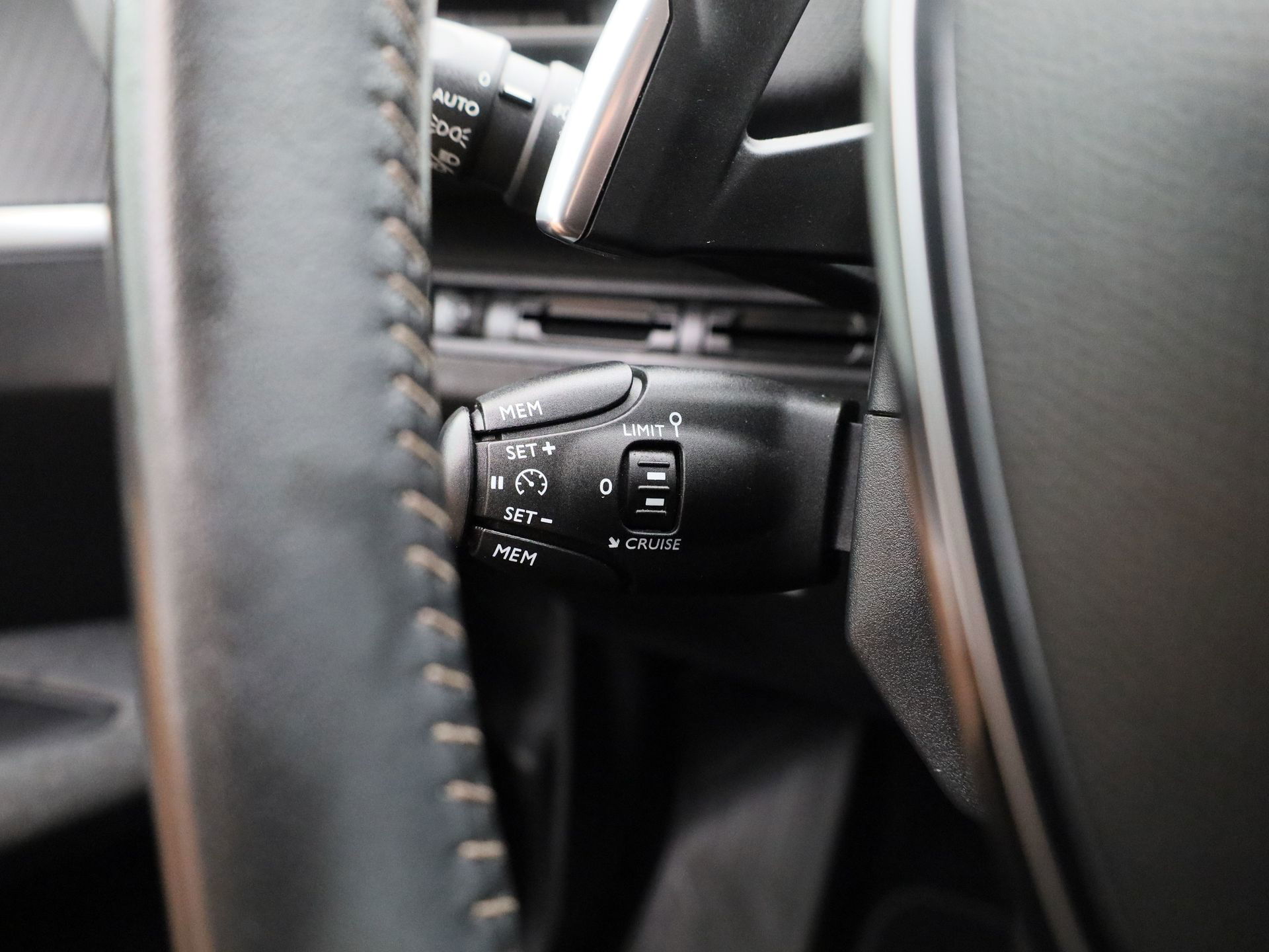 Auto afbeelding: 17