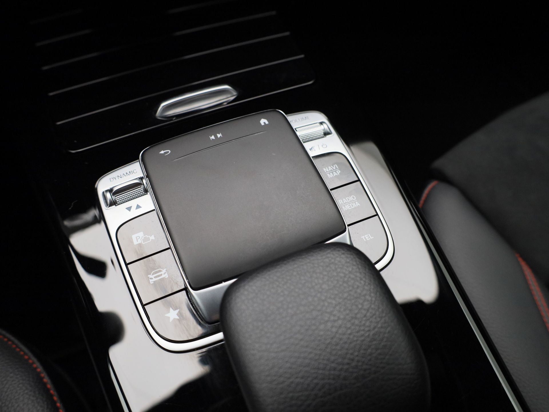 Auto afbeelding: 24