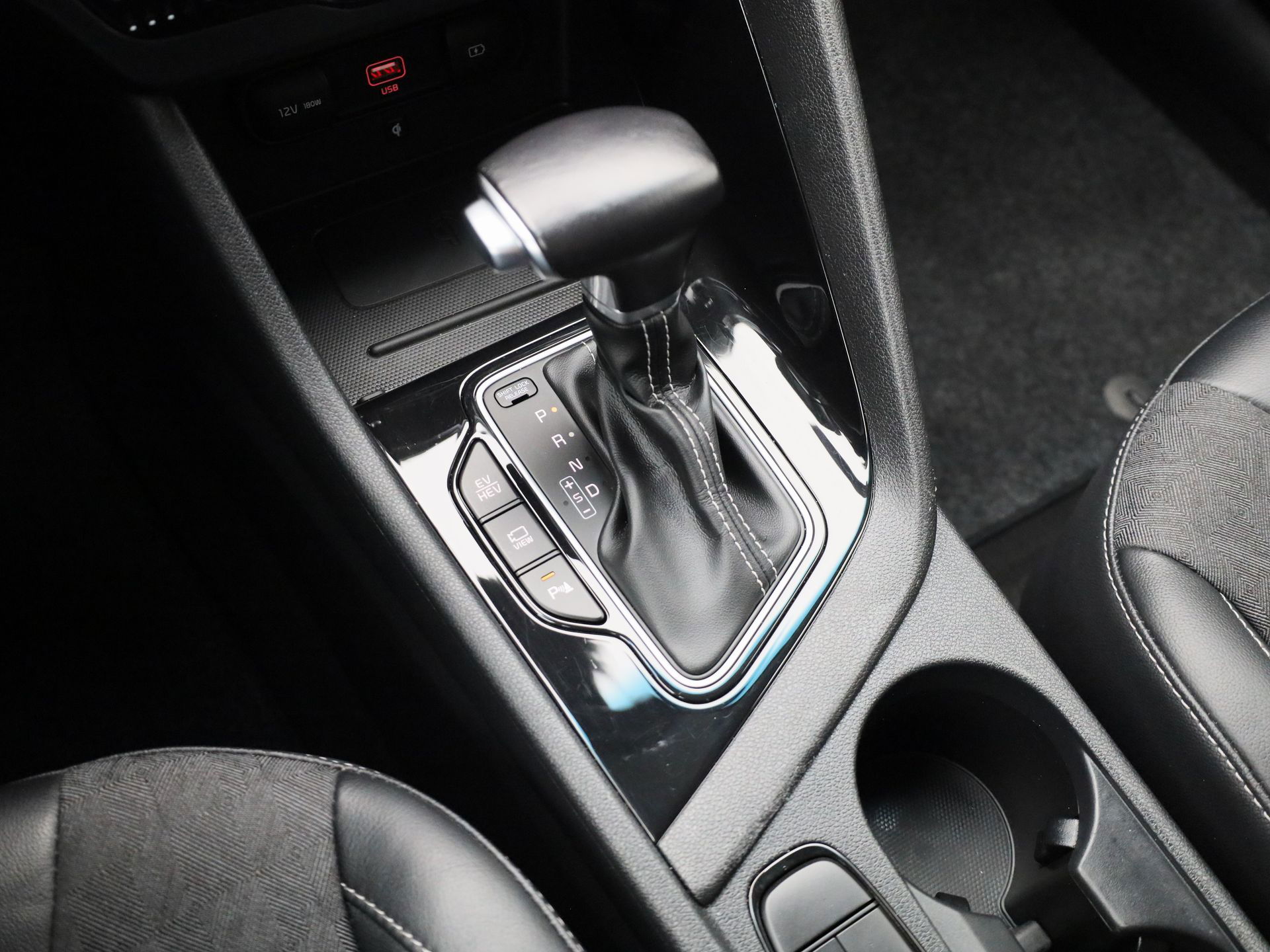 Auto afbeelding: 24