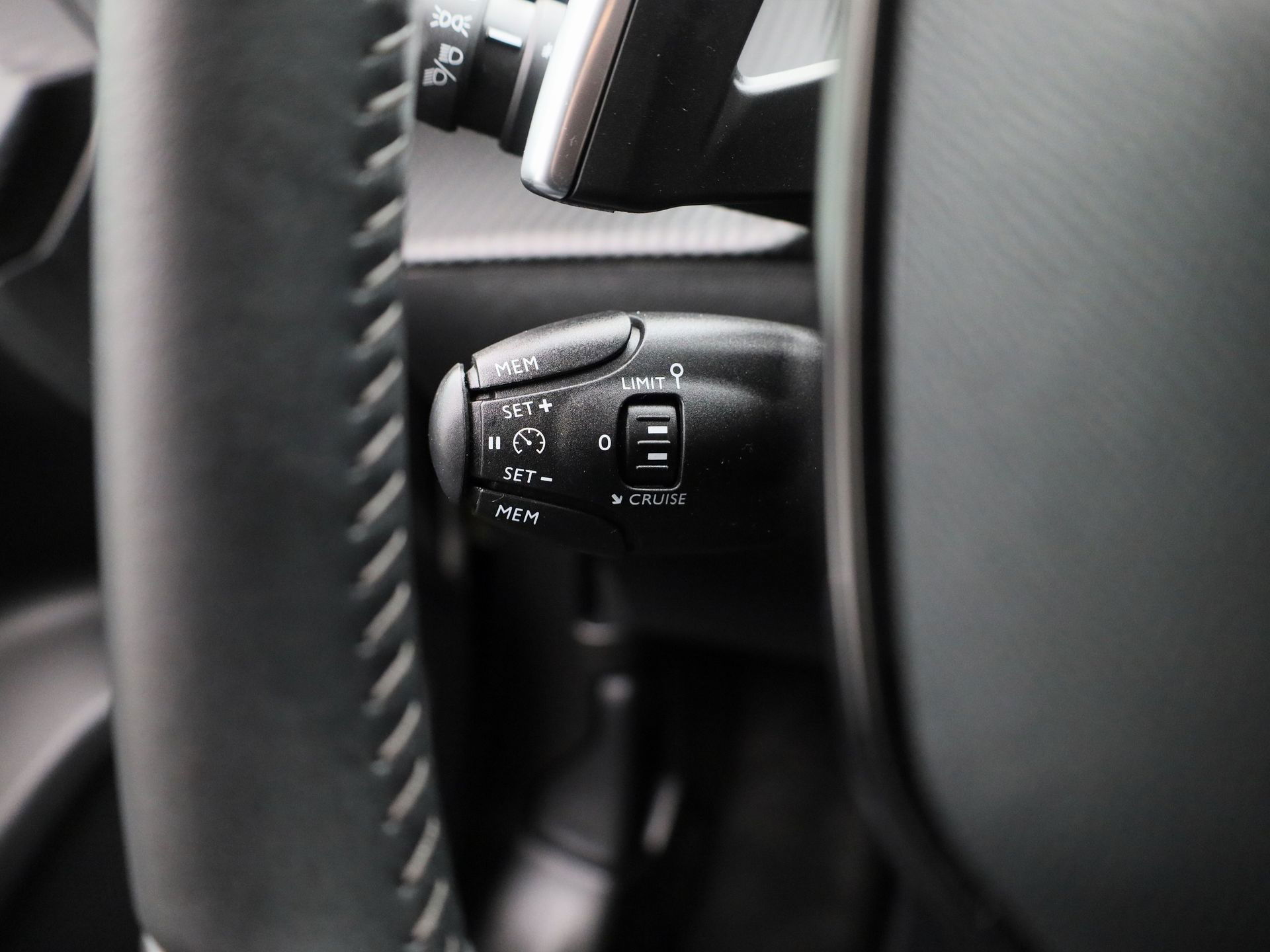 Auto afbeelding: 20