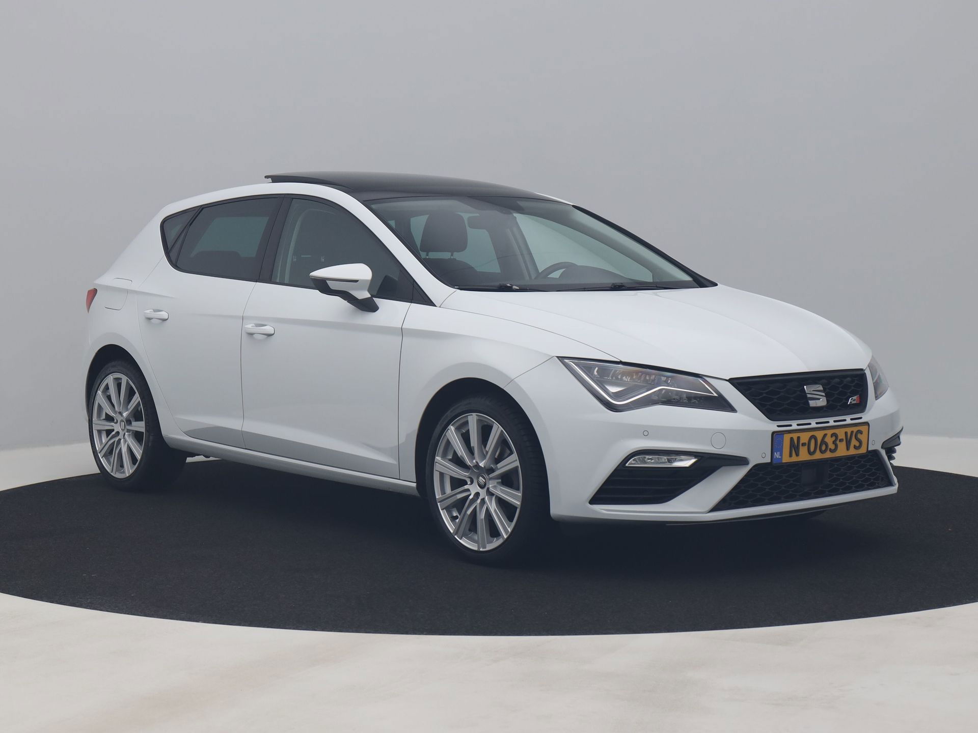 Auto afbeelding: 2